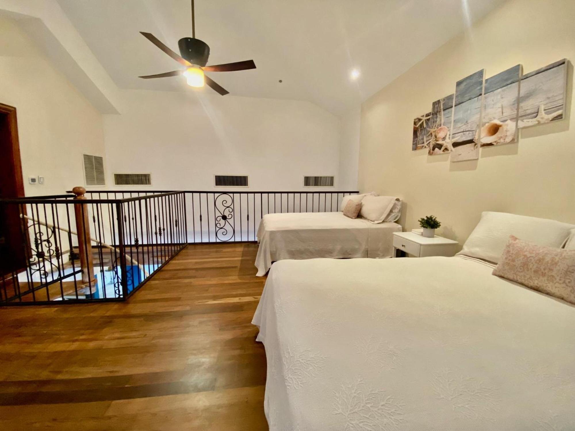 Beautiful Beachfront Penthouse At Cap Cana Apartamento *