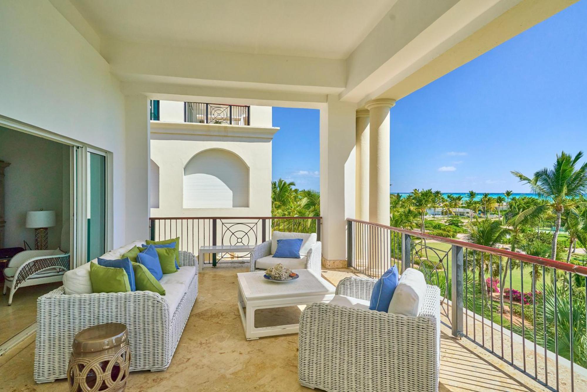 New! Serene Beachfront At Cap Cana Apartment