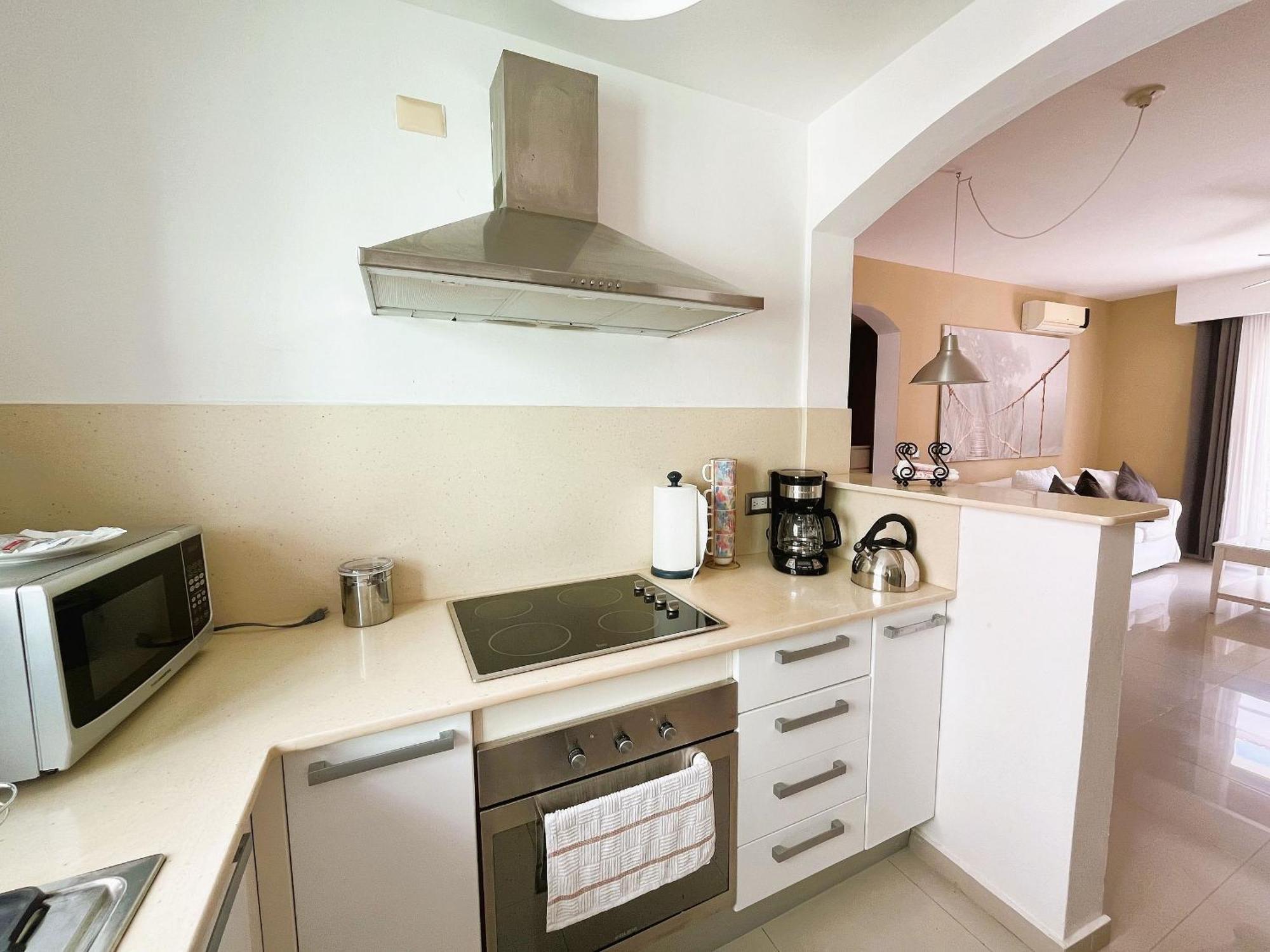 Beautiful Orquidea 2br - Walk To Playa Bavaro, El Cortecito Apartment *