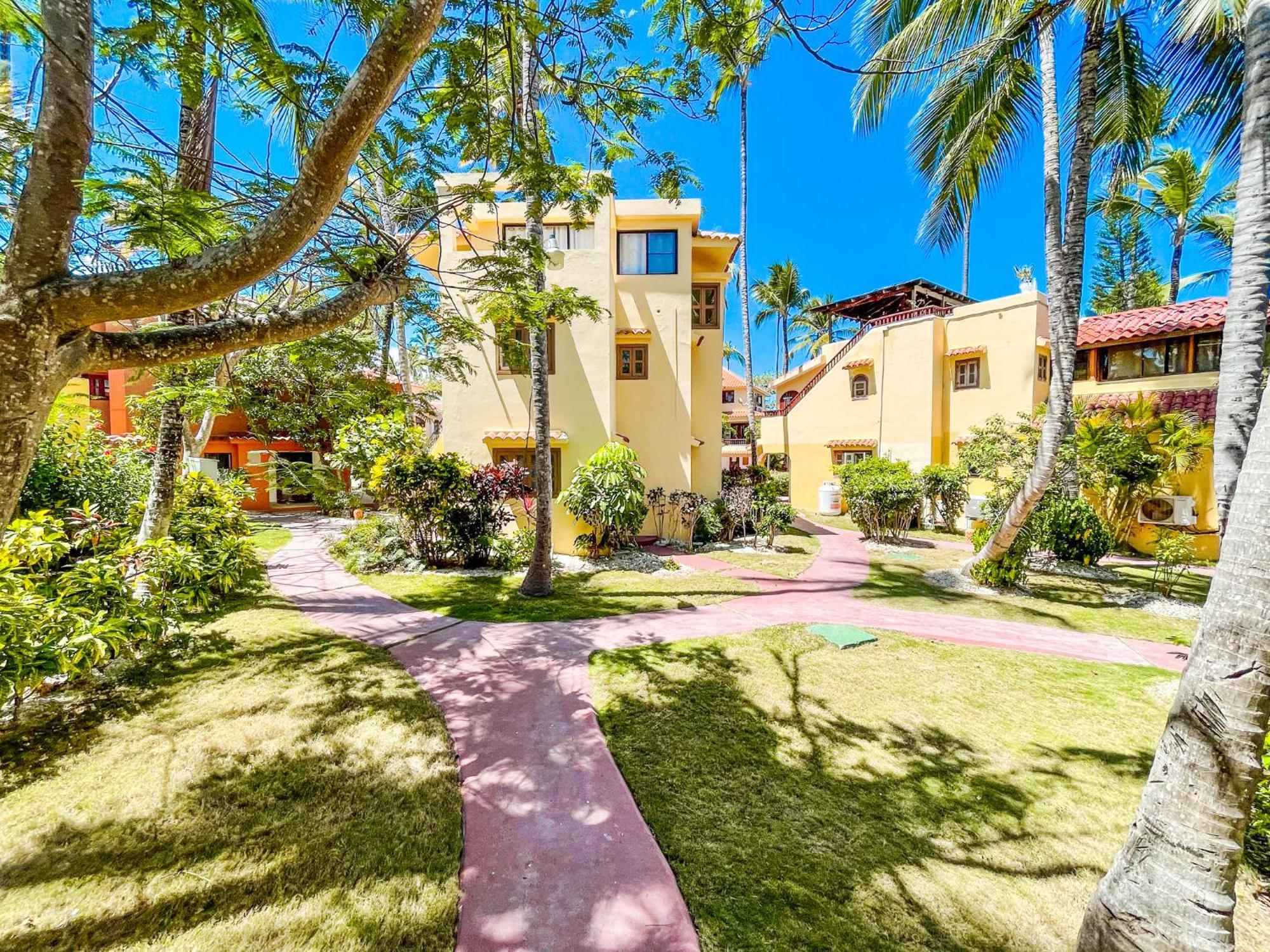 Caribbean Galaxy Paradise Los Corales Bavaro Beach Club & Spa 5* Punta Cana
