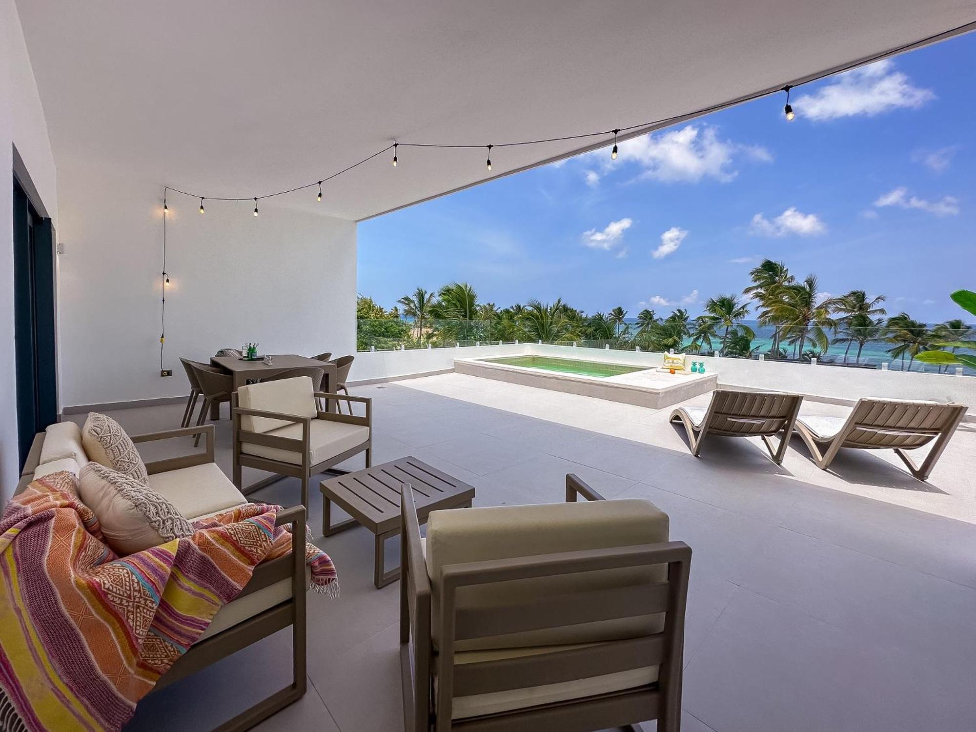 Spectacular Penthouse With Ocean Views