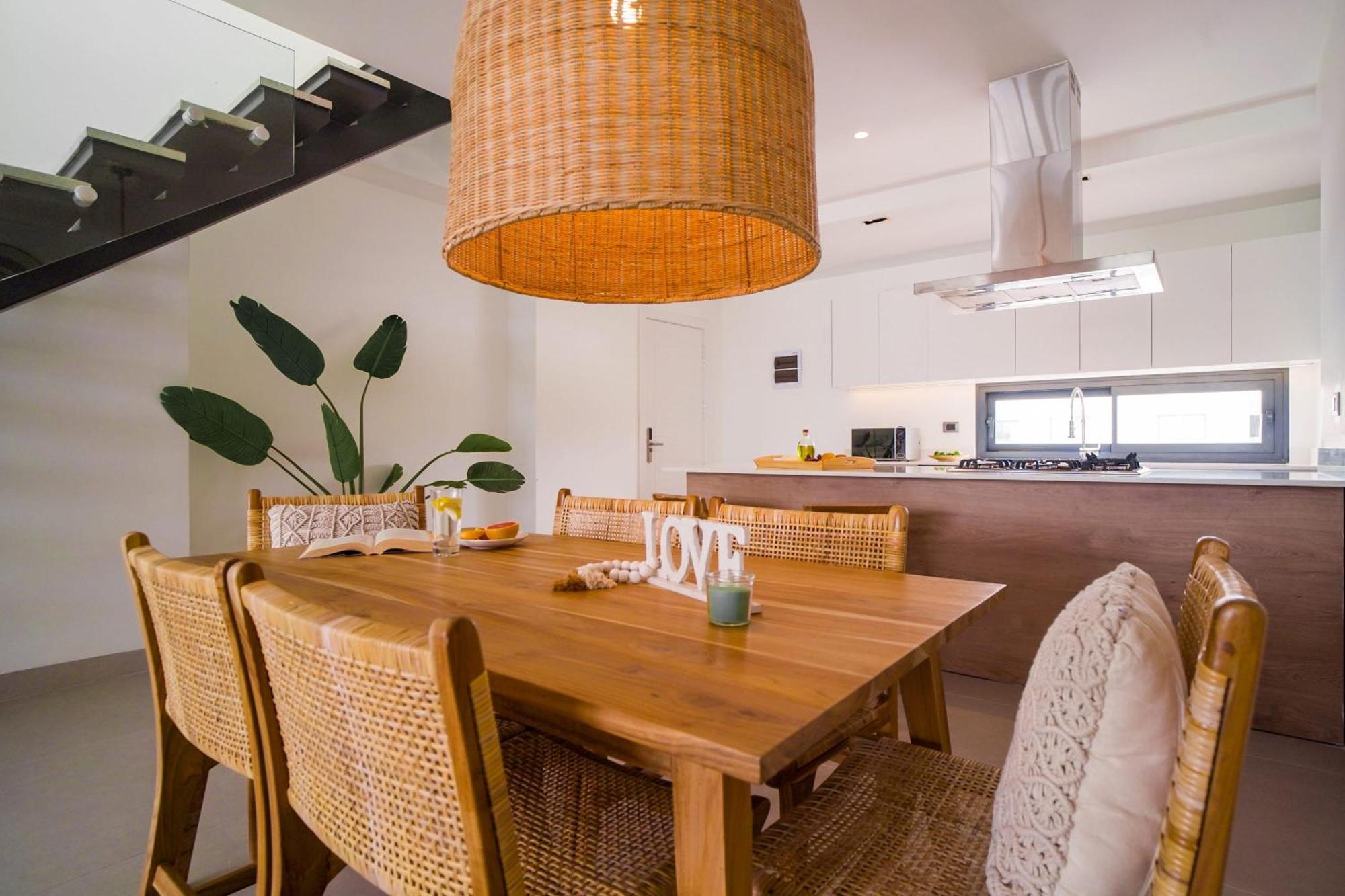 Apartment Spectacular Penthouse With Ocean Views *