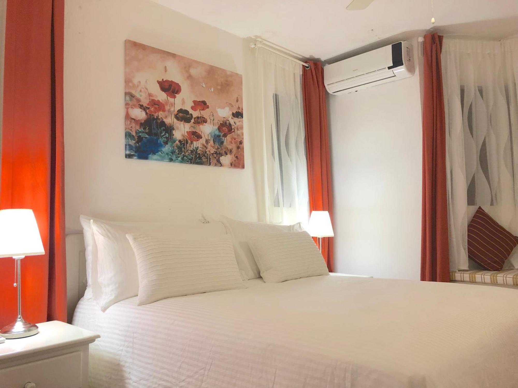 & Los Corales Beach, Pool, Beach Club&spa *