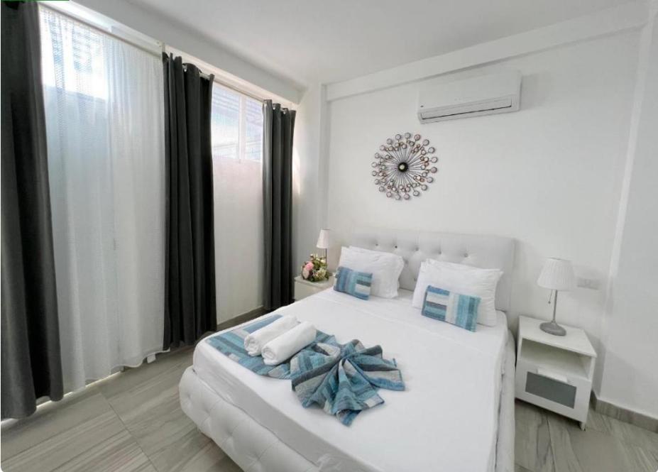 Sol Caribe - Playa Los Corales - Beach Club, Wifi, Swimming Pool 5* Punta Cana