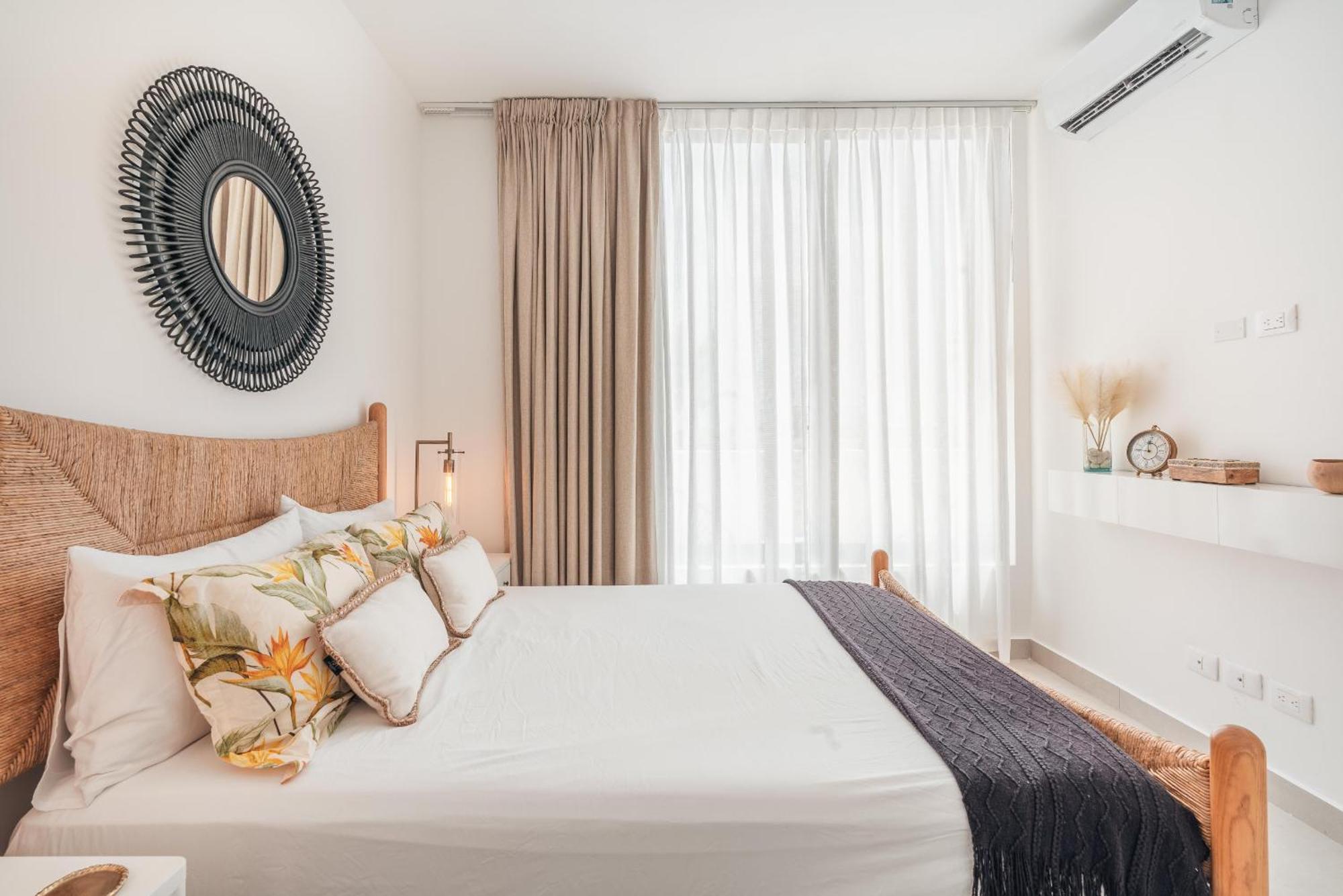 Comfortable 3-br At Cap Azz Apartment