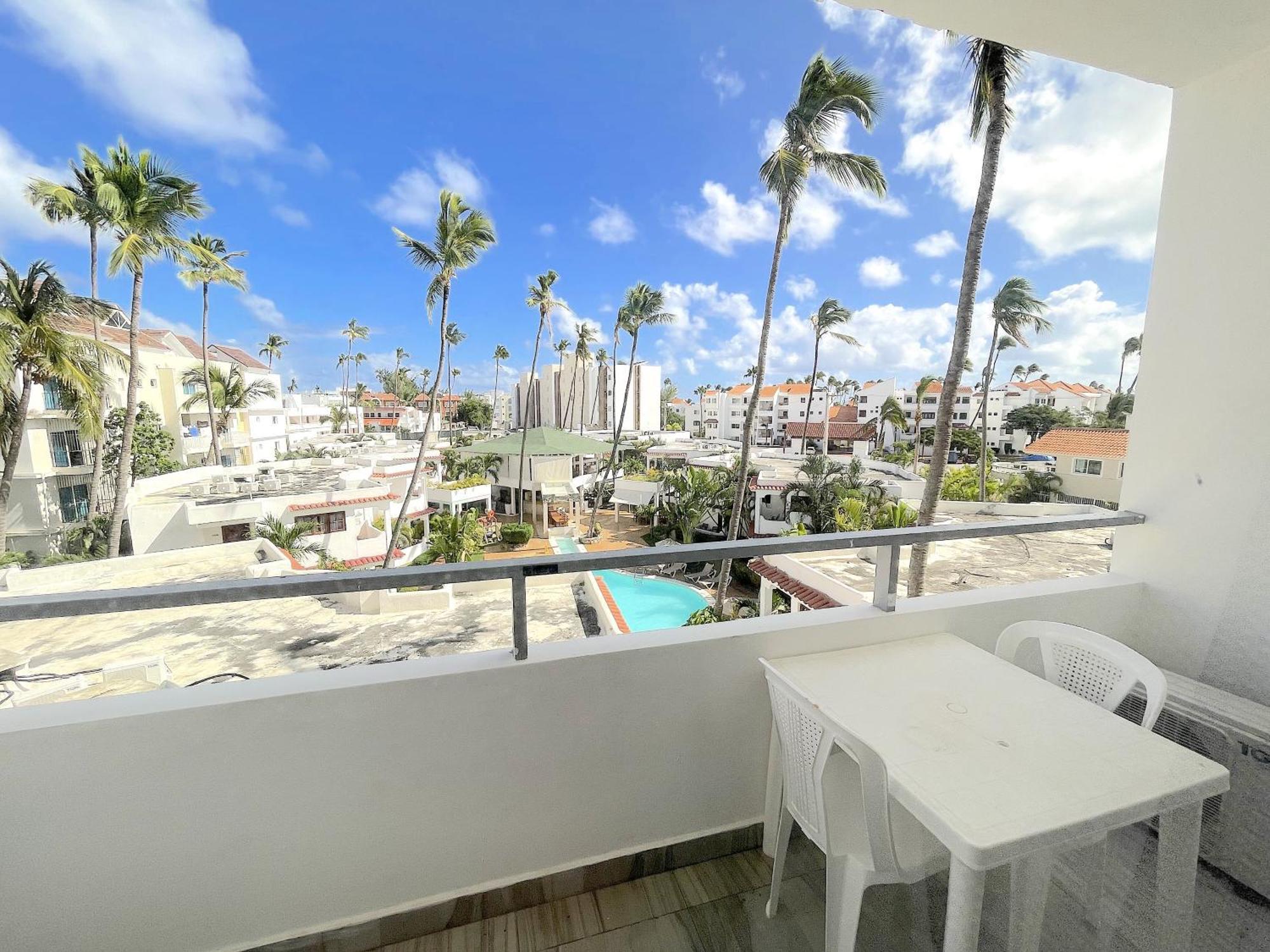 Rooftop Pool Ducassi Studio Deluxe Beach Club & Spa Hotel Punta Cana