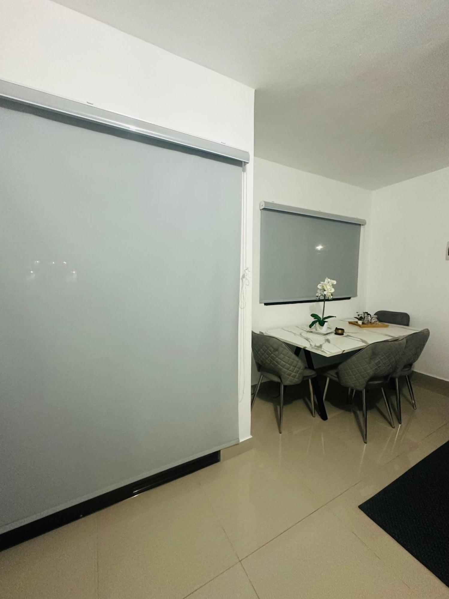 Yojanny Residences Apartamento *