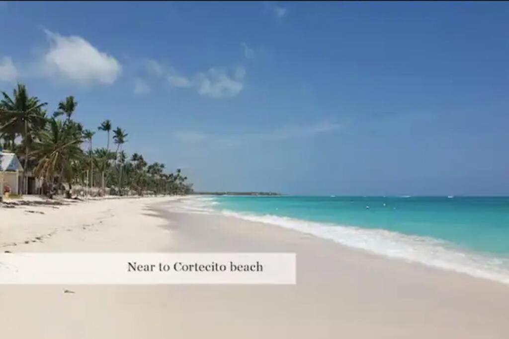 With Pool In Close To The Airport And Beach Apartment *