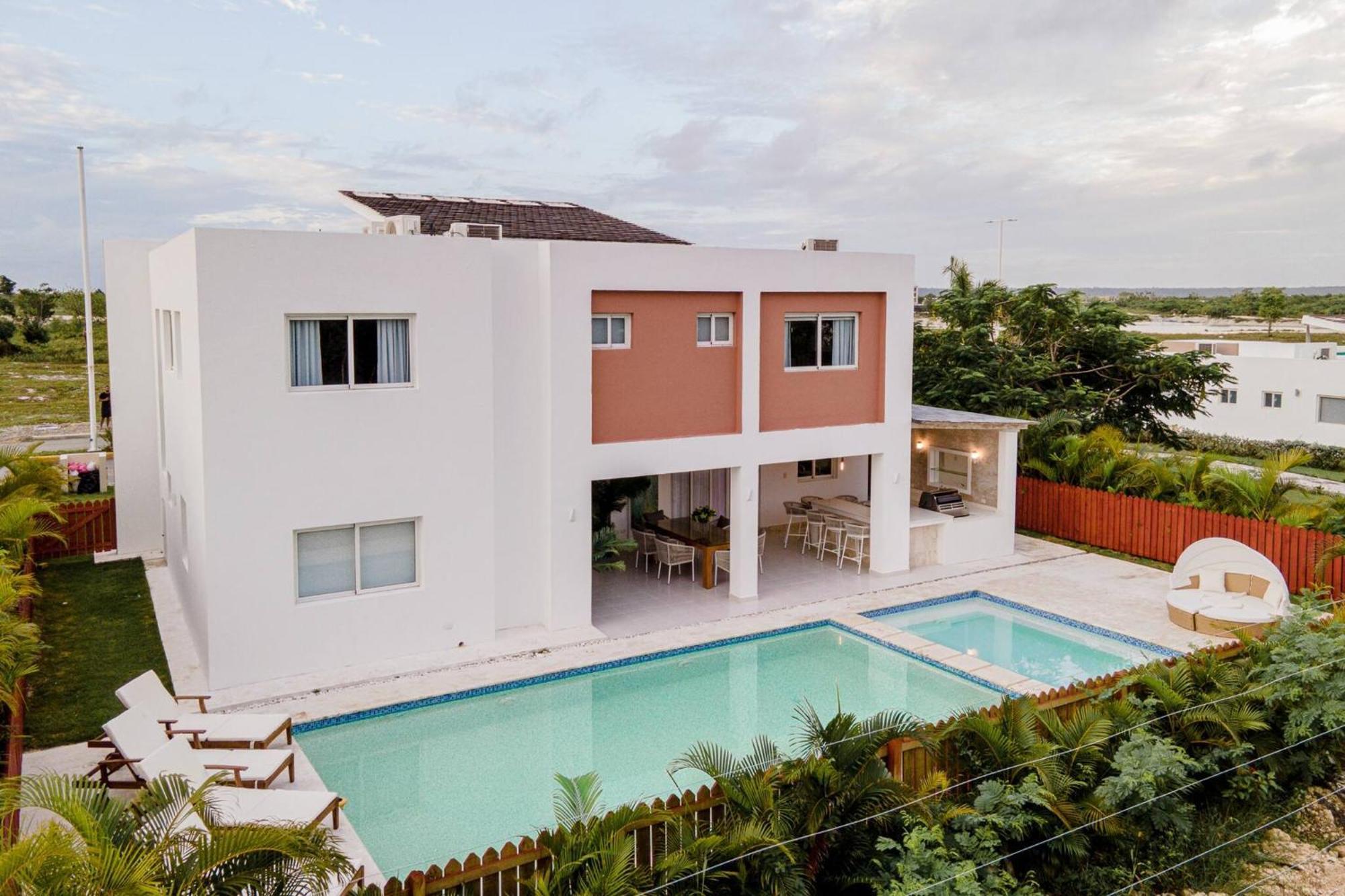 Villa A Tropical Oasis In Vista Cana Punta Cana