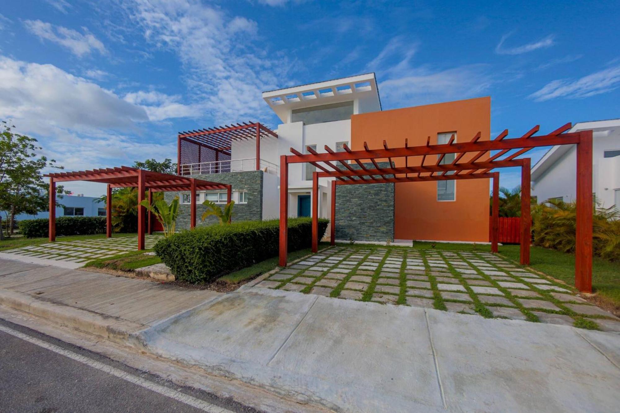 A Tropical Oasis In Vista Cana Villa