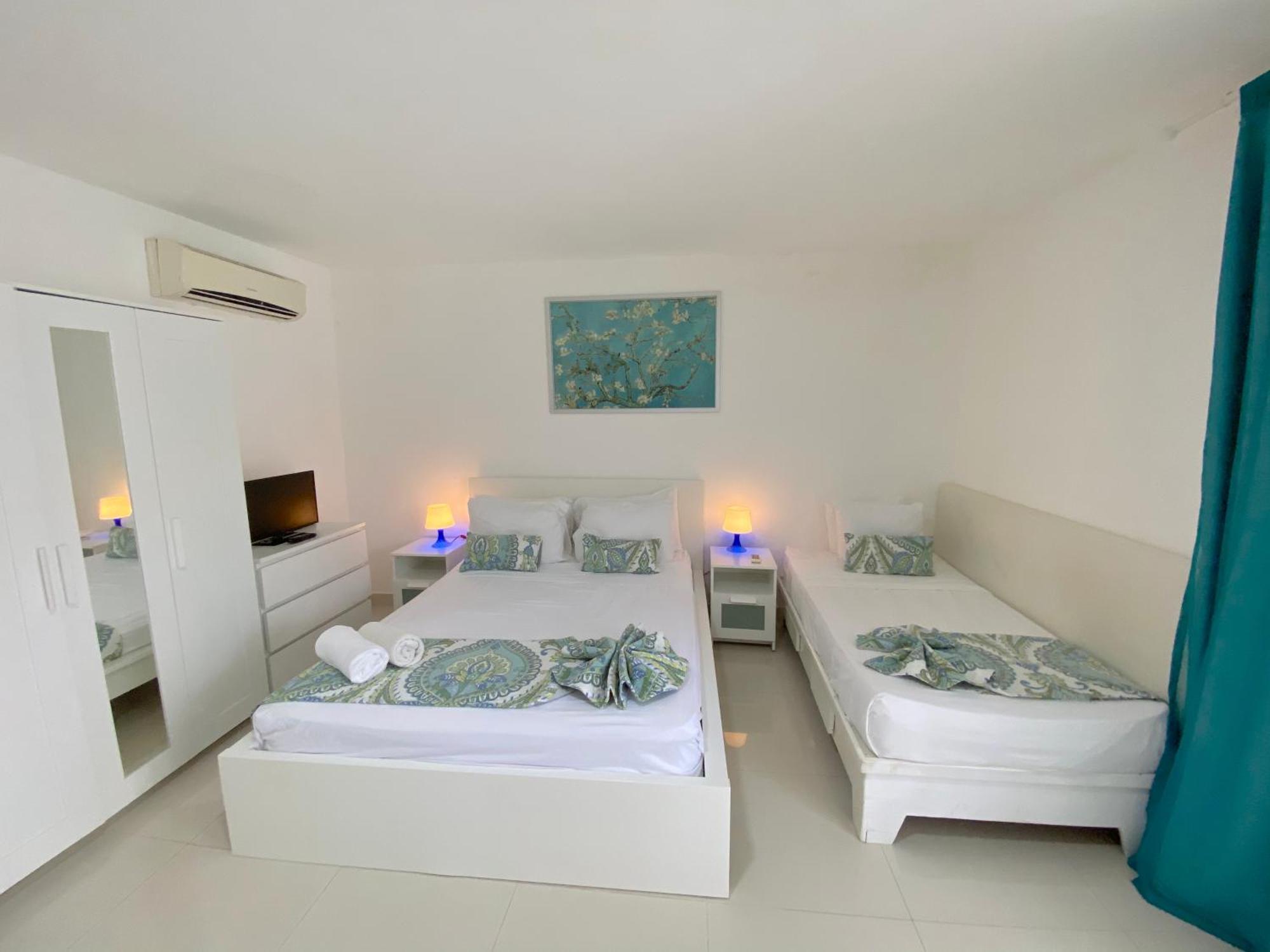 Sol Caribe - Playa Los Corales - Beach Club, Wifi, Swimming Pool Punta Cana