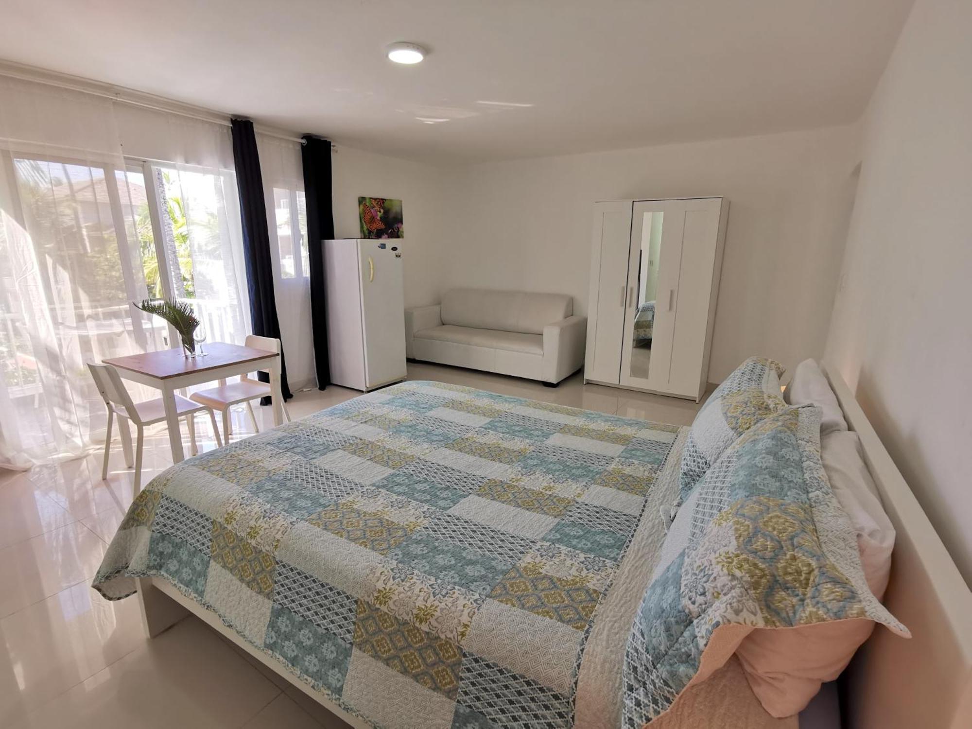 Hotel Sol Caribe - Playa Los Corales - Beach Club, Wifi, Swimming Pool