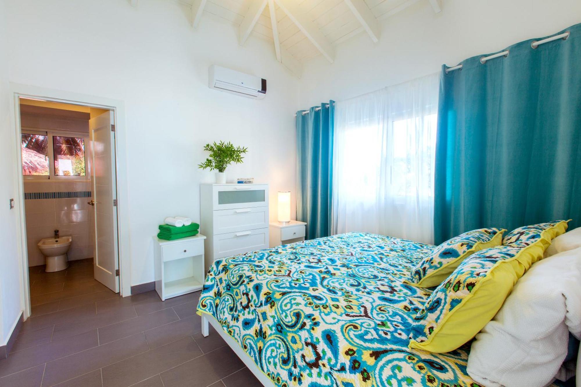 Hotel Aventura Los Corales Beach And Spa 5*