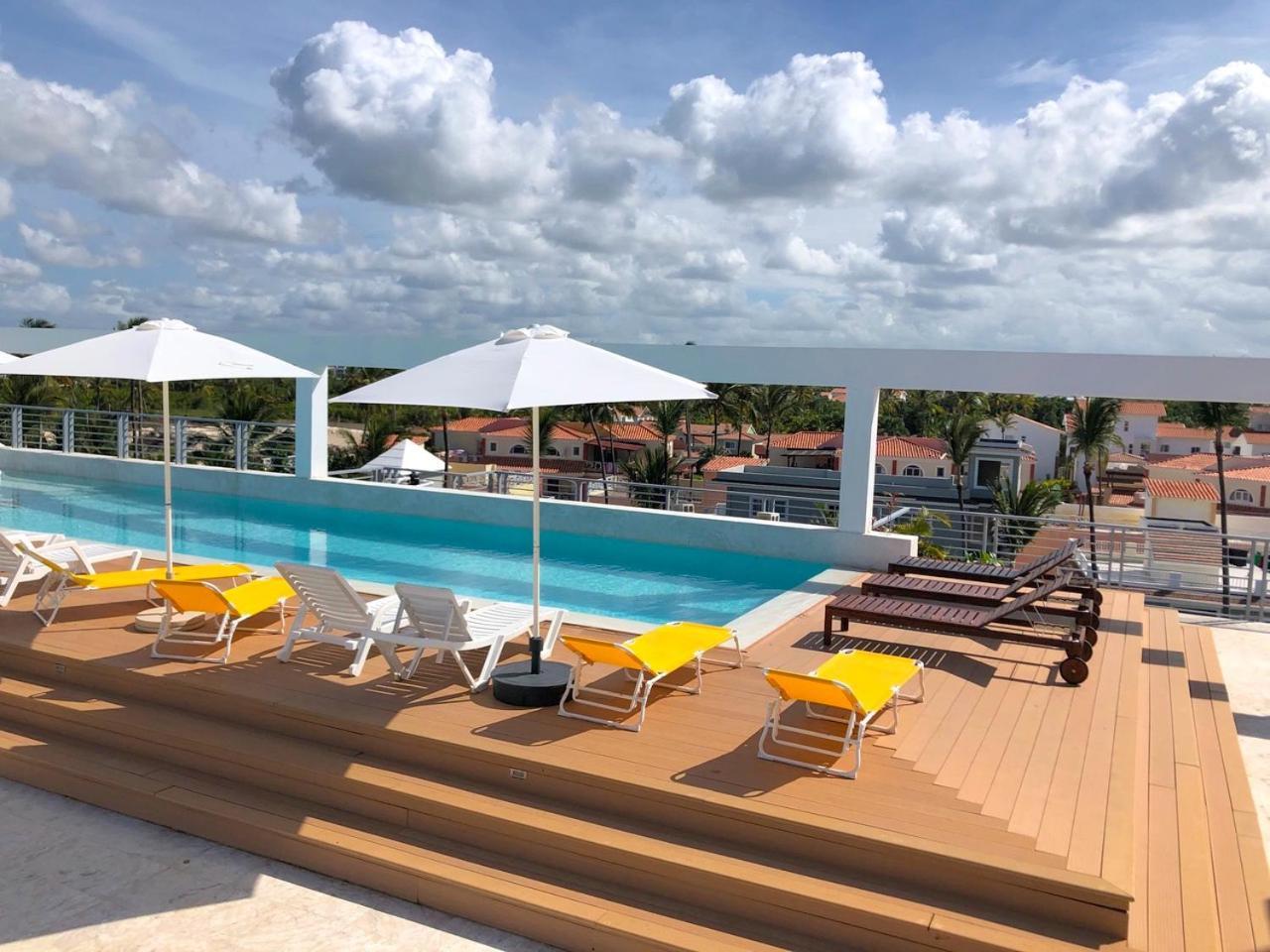 Vacation With Rooftop Pool, Beach Club, Spa, Restaurants - Playa Los Corales