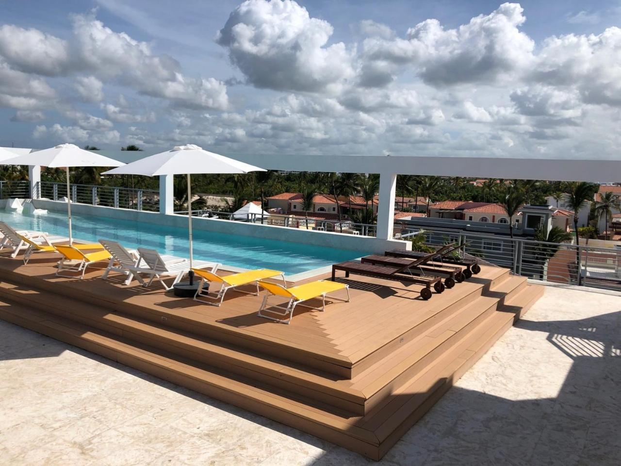 Vacation With Rooftop Pool, Beach Club, Spa, Restaurants - Playa Los Corales Hotel 5*