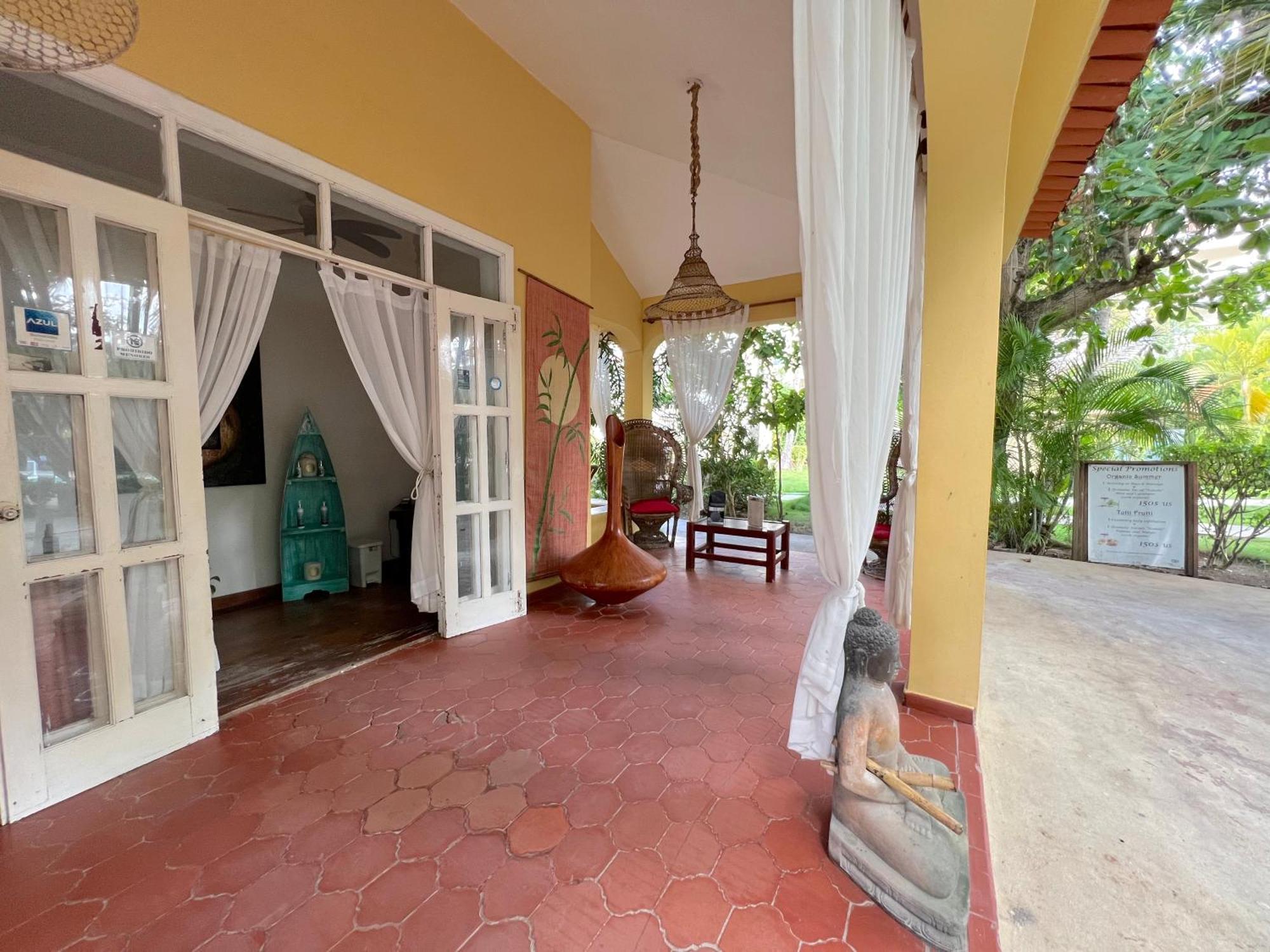 Hotel Vacation With Rooftop Pool, Beach Club, Spa, Restaurants - Playa Los Corales