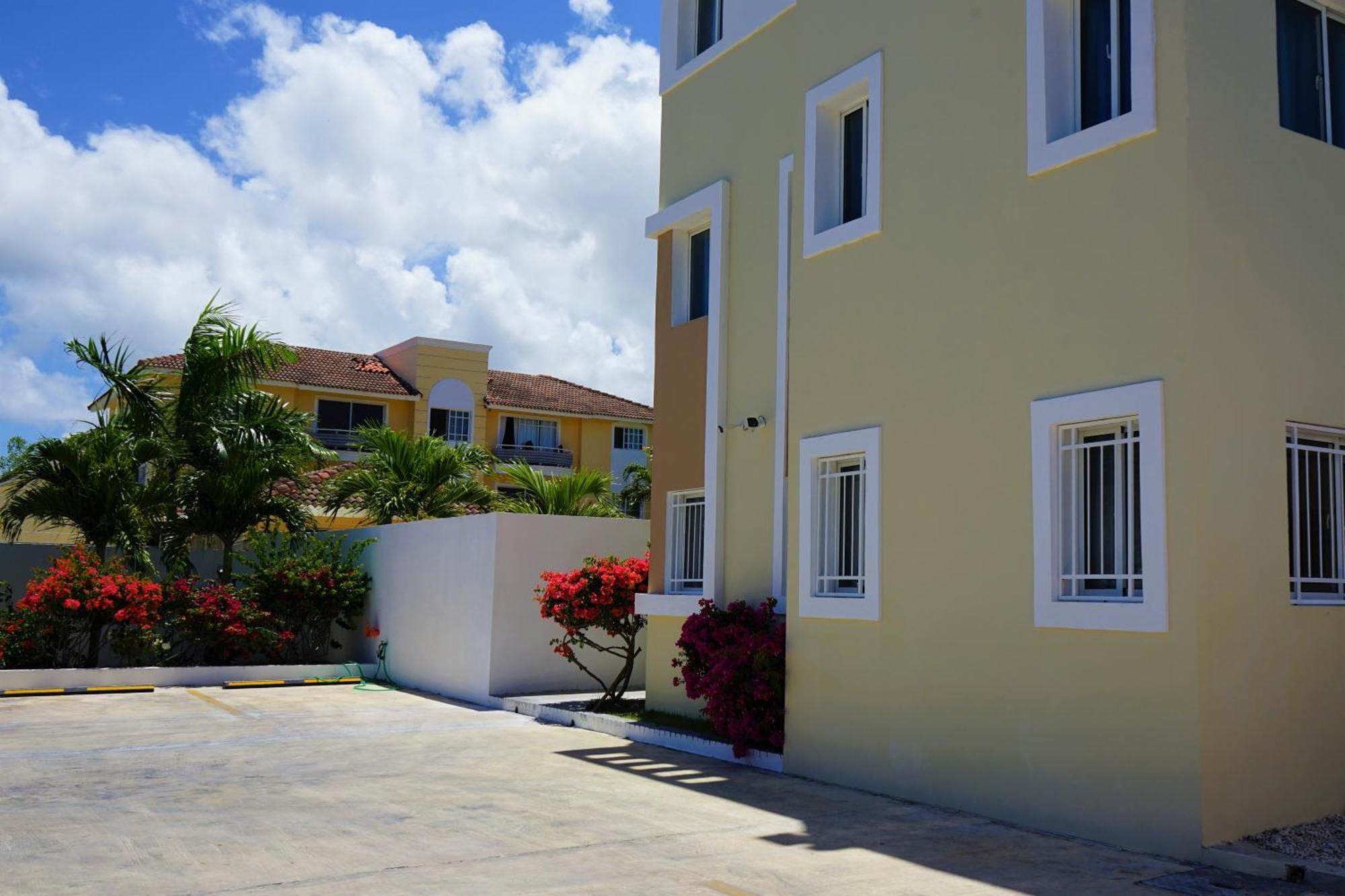 La Yarolina Apartment Punta Cana