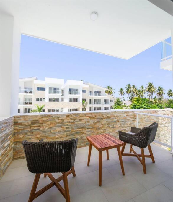 Paseo Playa Coral A-304 *