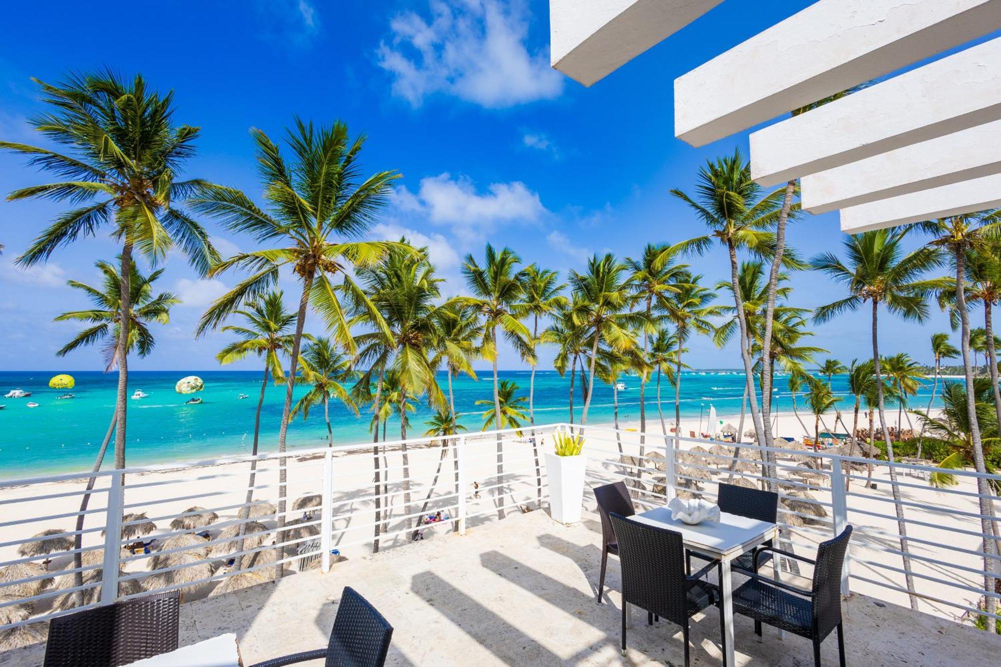 Dream Beachfront - 4-bedroom Penthouse With Rooftop Bbq & Ocean Views Apartamento Punta Cana
