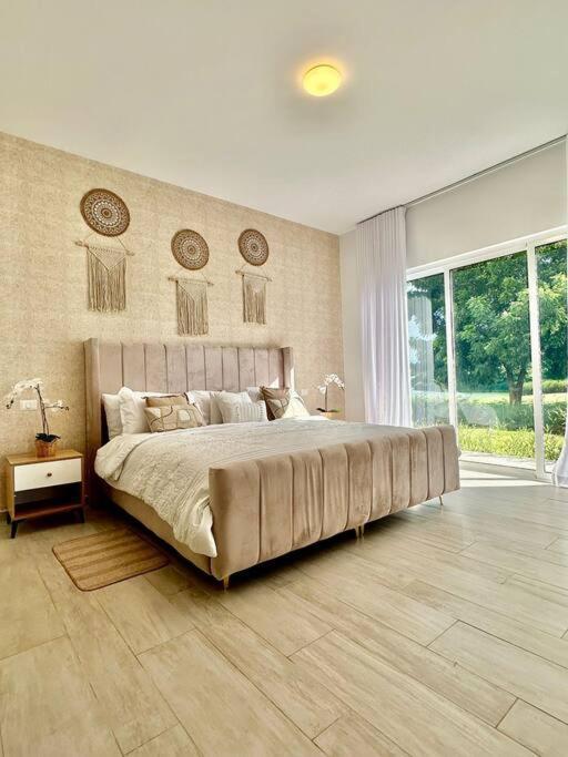 Sunset Luxury Apartment