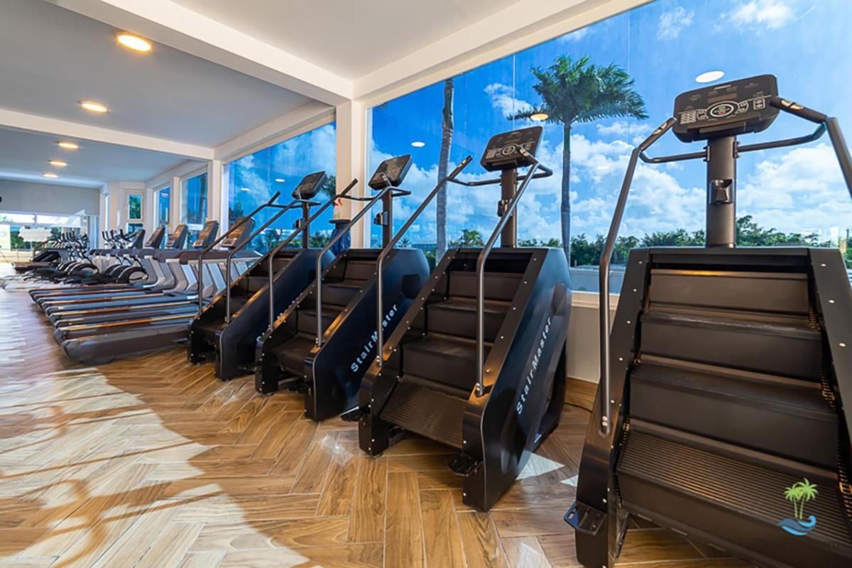 Playa Palmera Ocean View Apartment *