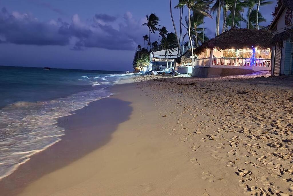 !!!new !!!charming 2-2 Penthouse 2- 3 Min Walking To Bavaro Beach, El Cortecito- Solo A 2- 3 Min Caminando De La Playa Apartment Punta Cana