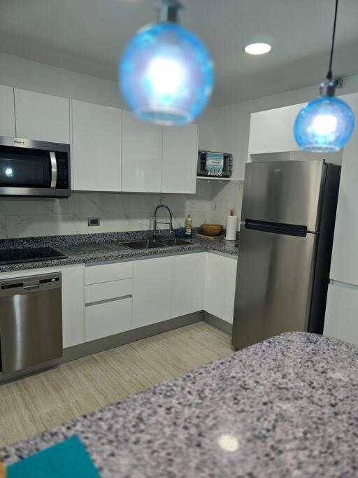 !!!new !!!charming 2-2 Penthouse 2- 3 Min Walking To Bavaro Beach, El Cortecito- Solo A 2- 3 Min Caminando De La Playa Apartment
