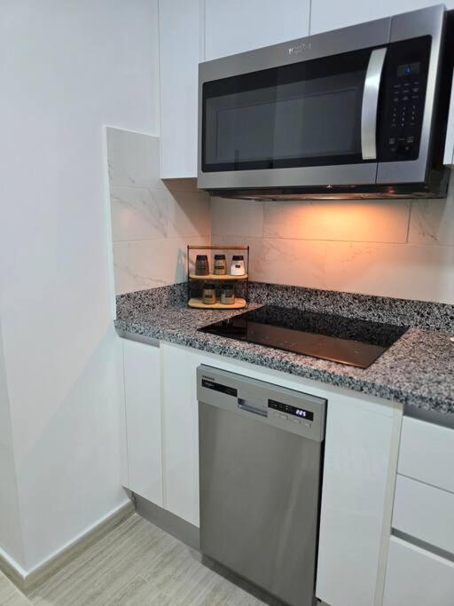 !!!new !!!charming 2-2 Penthouse 2- 3 Min Walking To Bavaro Beach, El Cortecito- Solo A 2- 3 Min Caminando De La Playa Apartment *