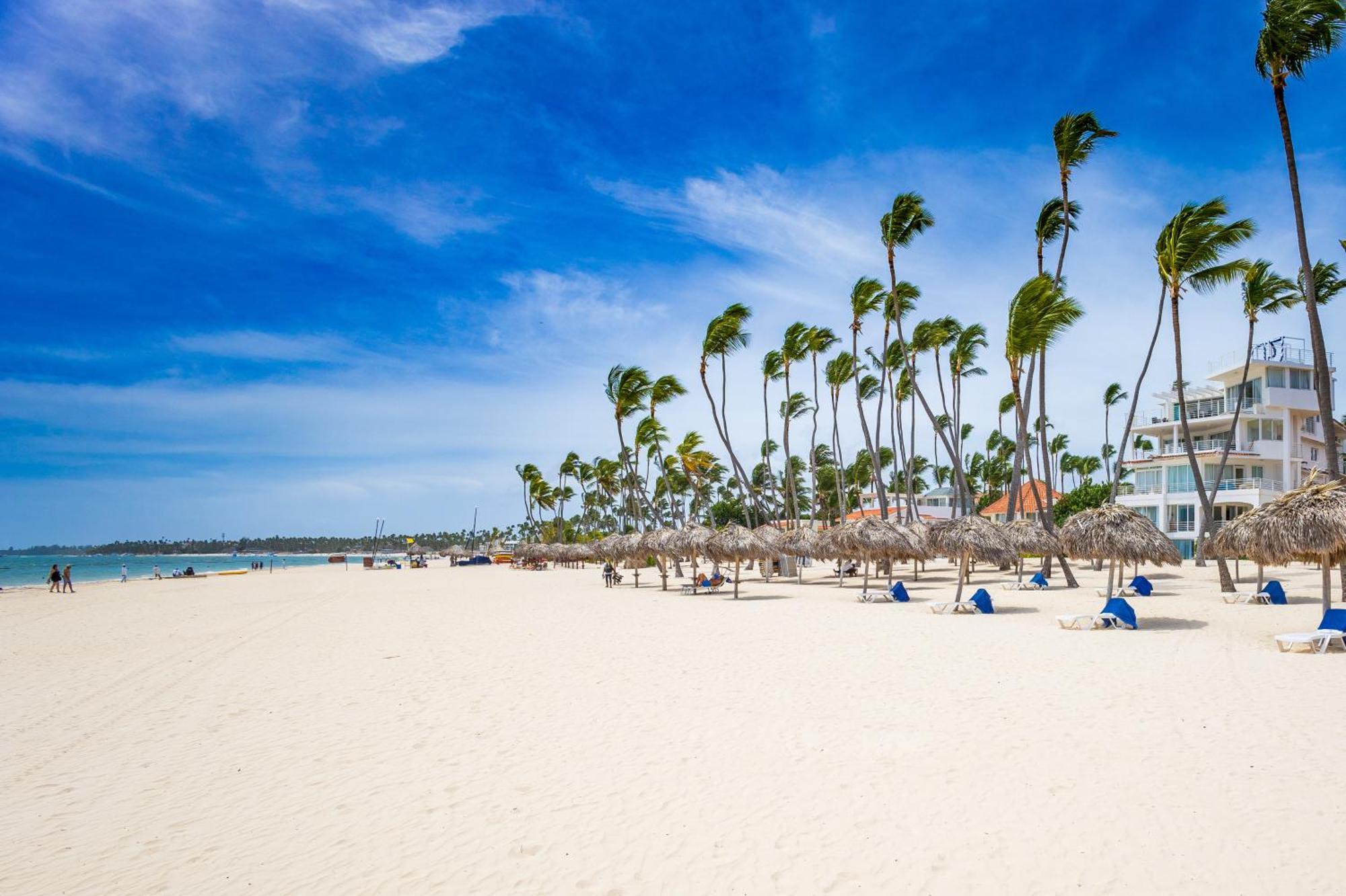 Prime Ocean View - 3-bedroom Getaway With Private Terrace On Bavaro