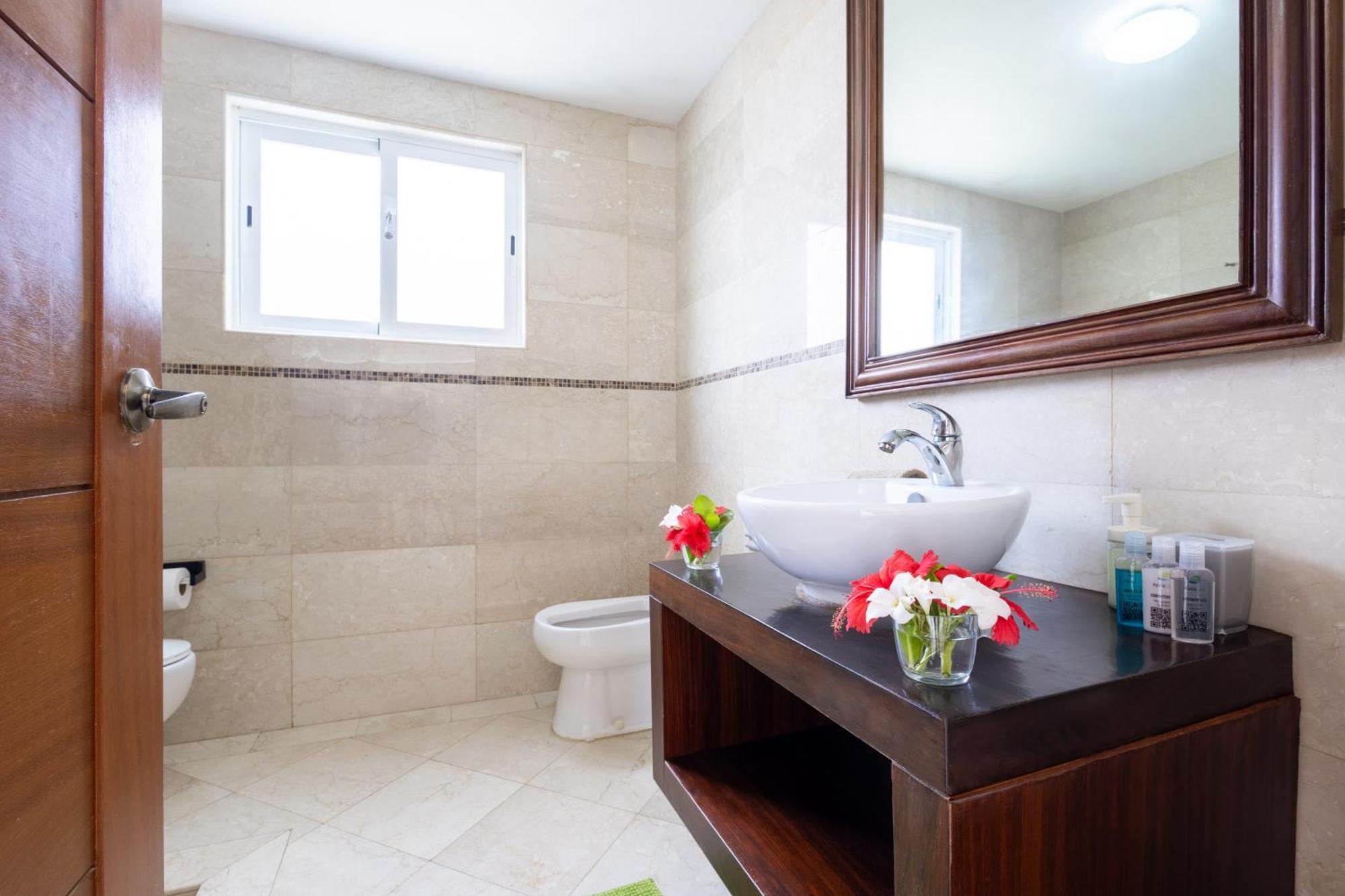 Prime Ocean View - 3-bedroom Getaway With Private Terrace On Bavaro Apartamento *