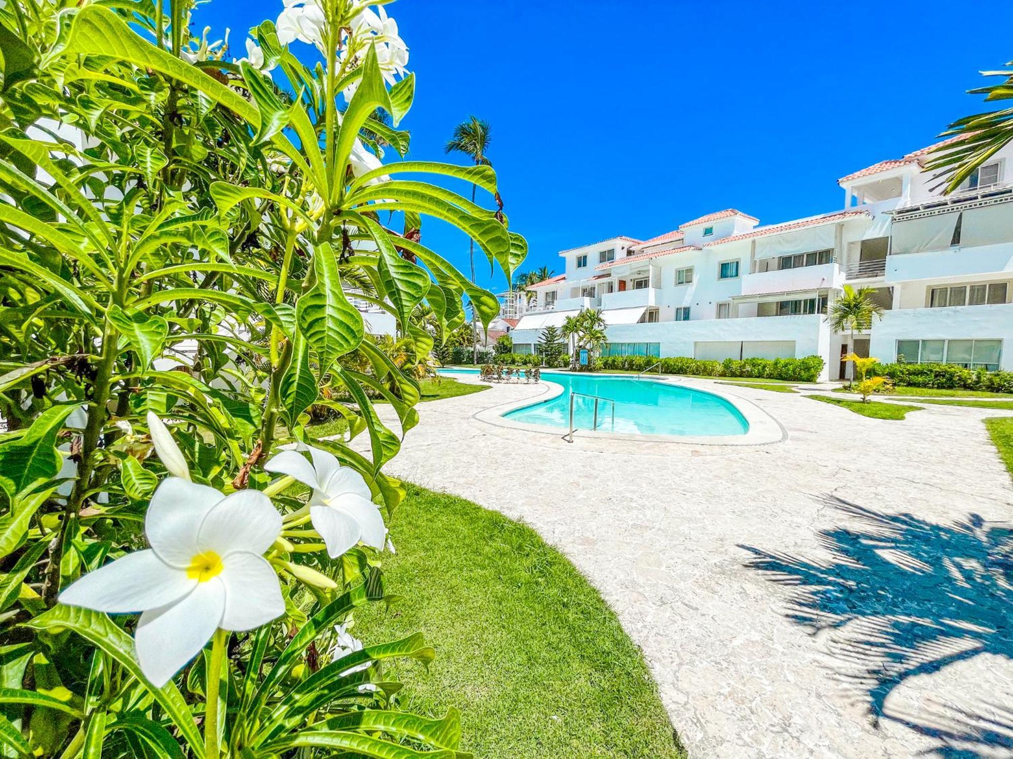 Oceanfront & Garden View Wifi Bbq Parking Los Corales Beach Club & Spa Hotel