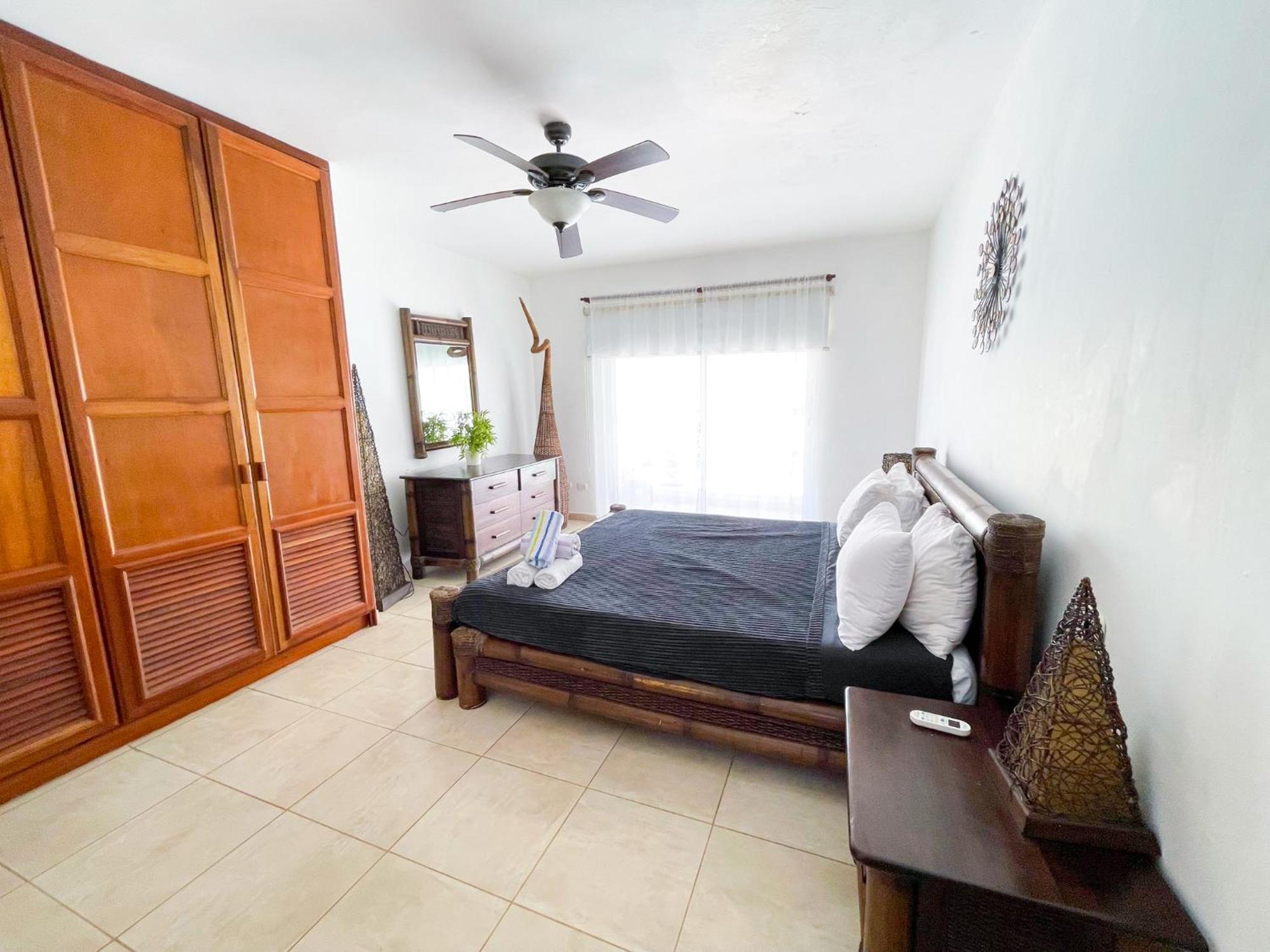 Hotel Oceanfront & Garden View Wifi Bbq Parking Los Corales Beach Club & Spa