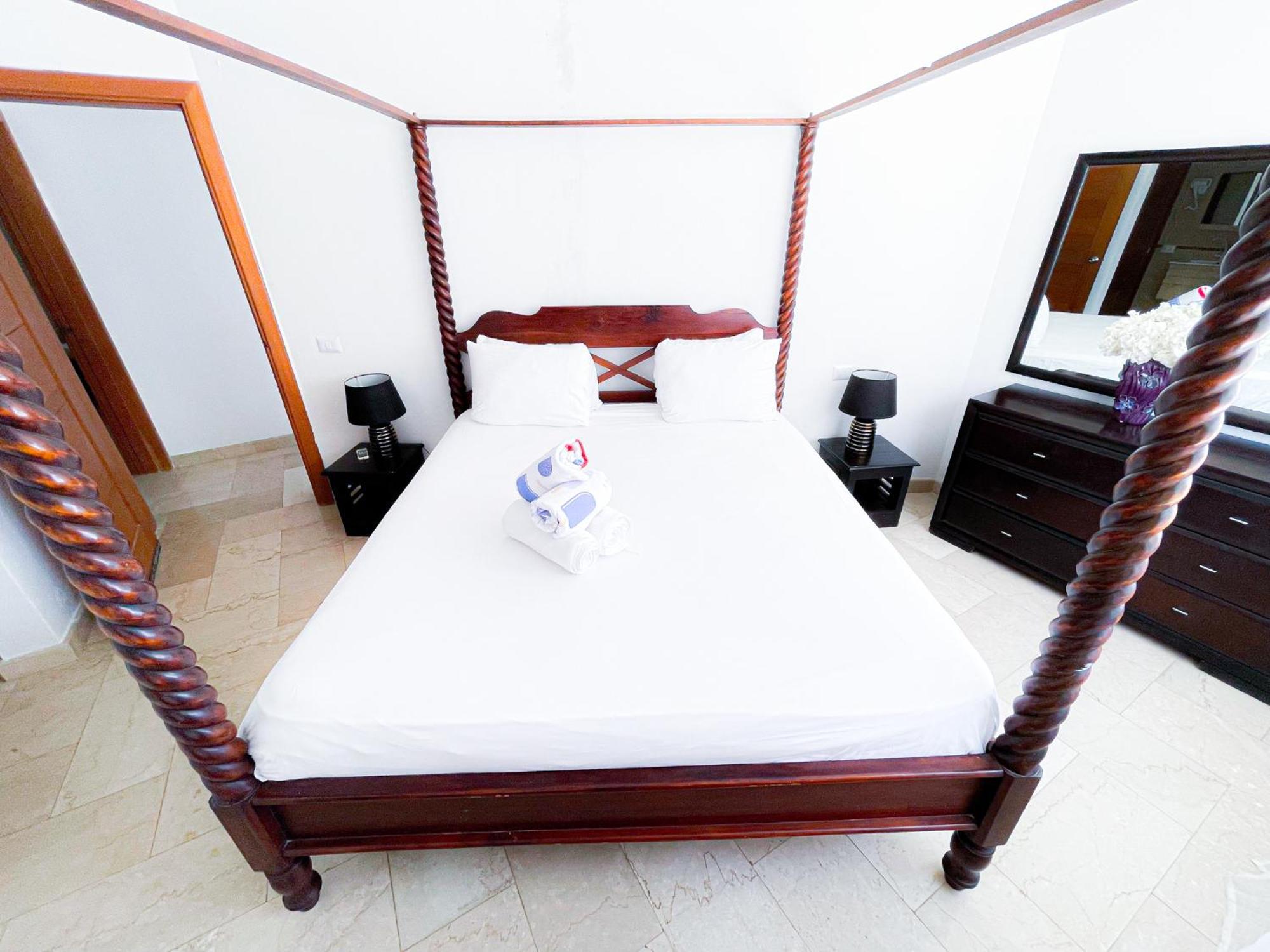 Oceanfront & Garden View Wifi Bbq Parking Los Corales Beach Club & Spa 5*