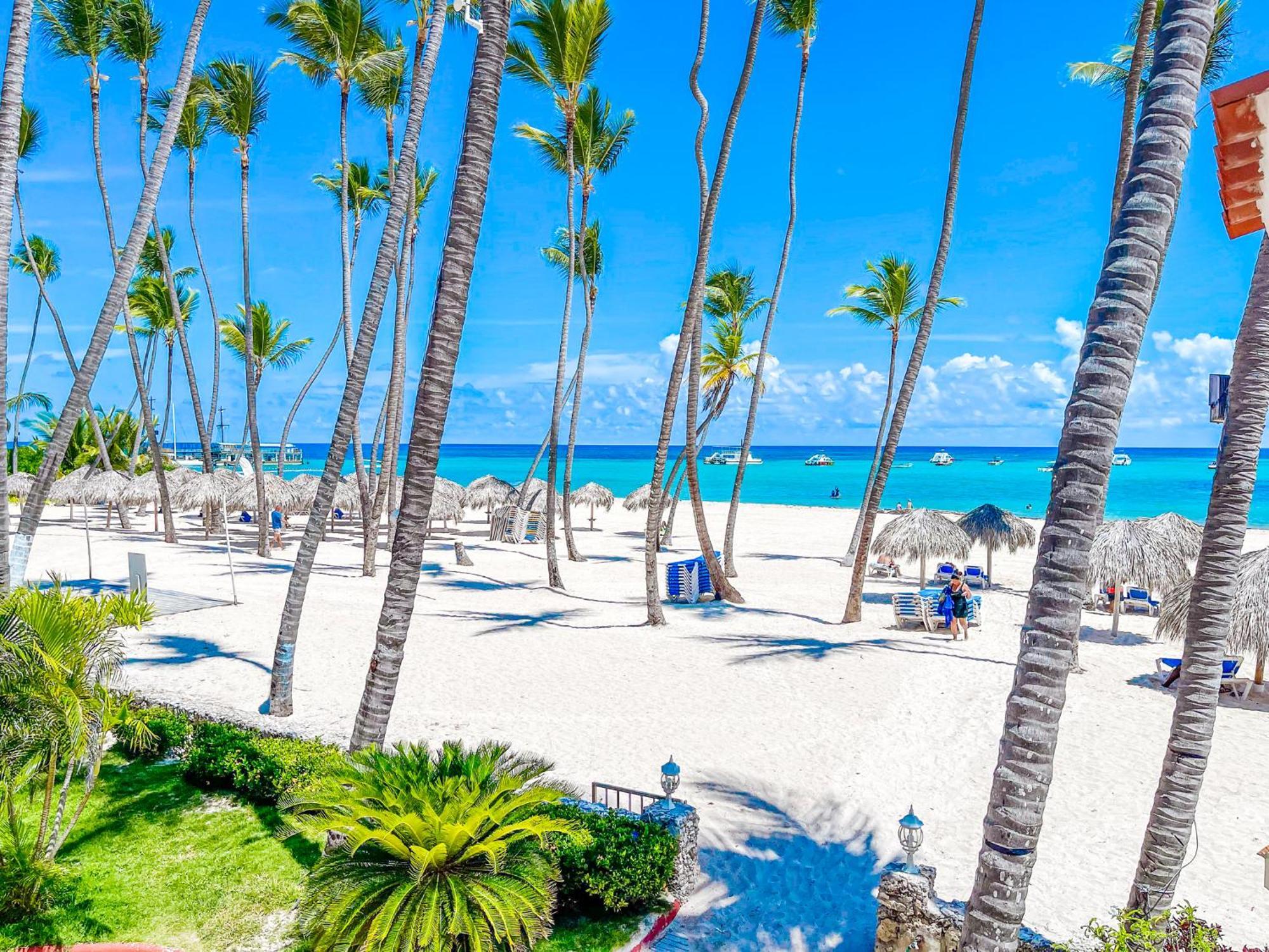 Sol Caribe Del Mar Deluxe Bavaro Los Corales Beach Club & Spa Hotel