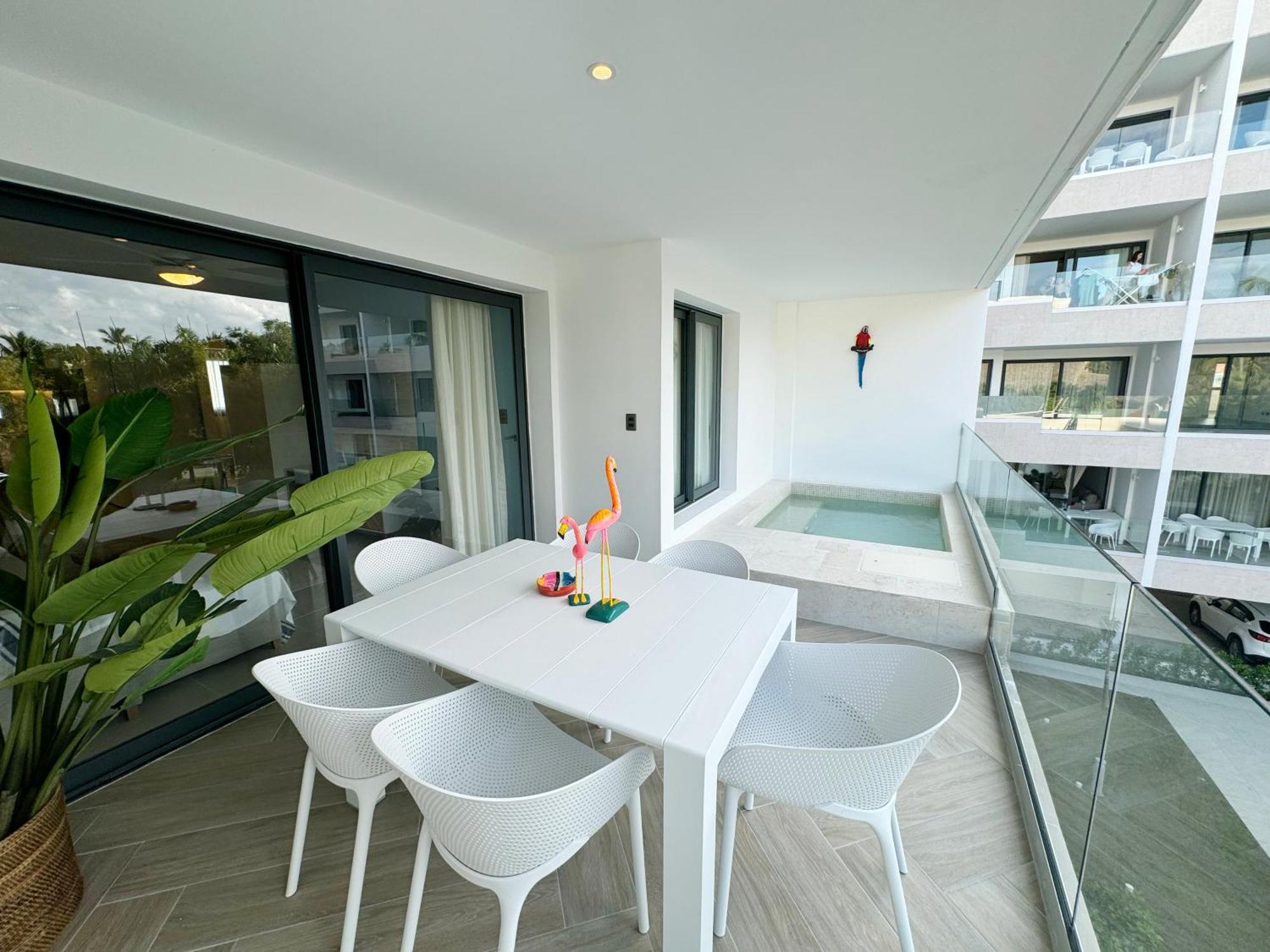Tropical Relaxing 2 Bedroom Unit With Picuzzi * Punta Cana