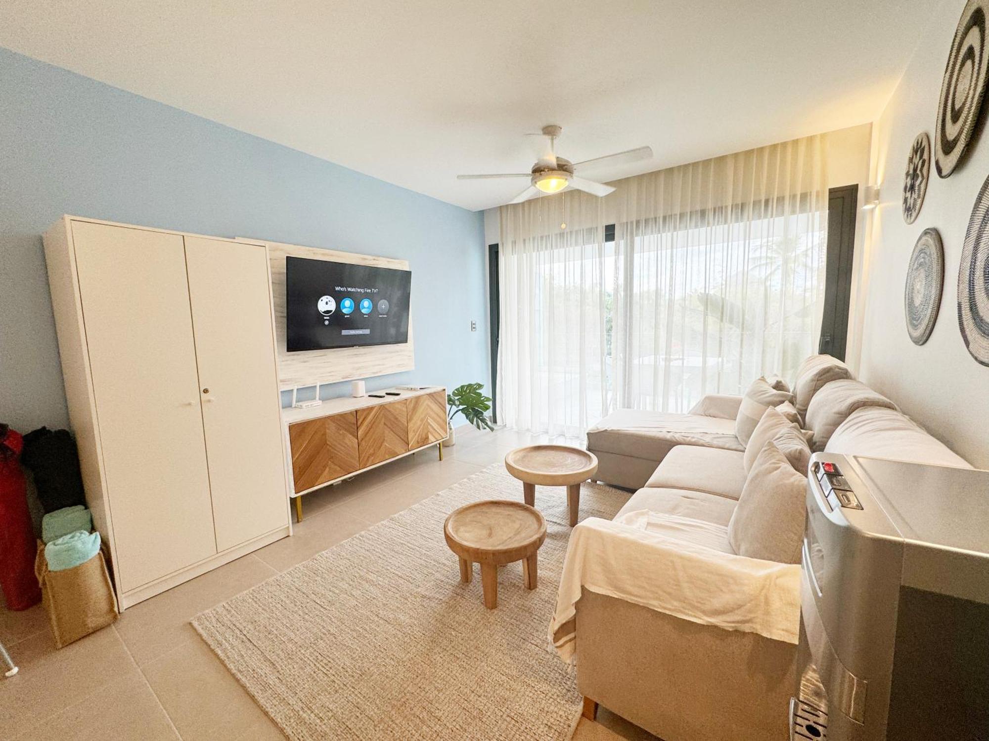 Tropical Relaxing 2 Bedroom Unit With Picuzzi * Punta Cana