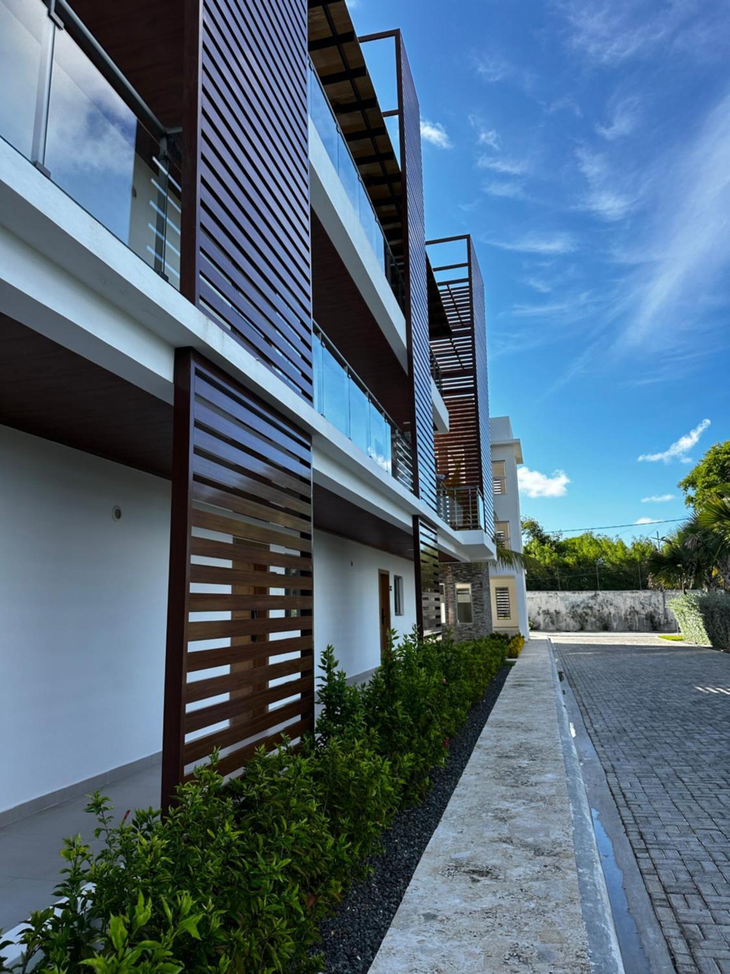 Palms 104 - 2-br App Mit Pool-blick & Shuttle