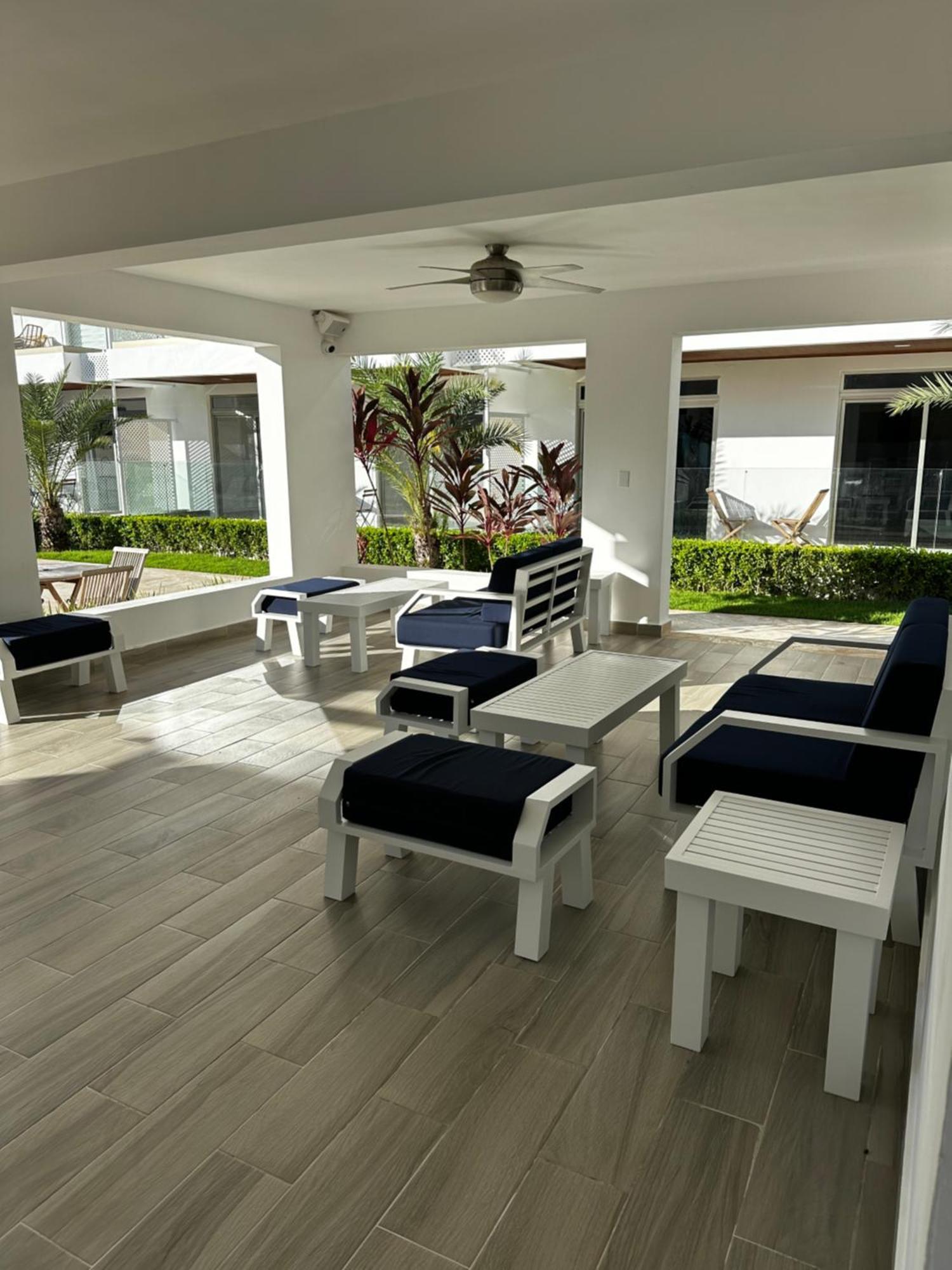 Palms 104 - 2-br App Mit Pool-blick & Shuttle * Punta Cana