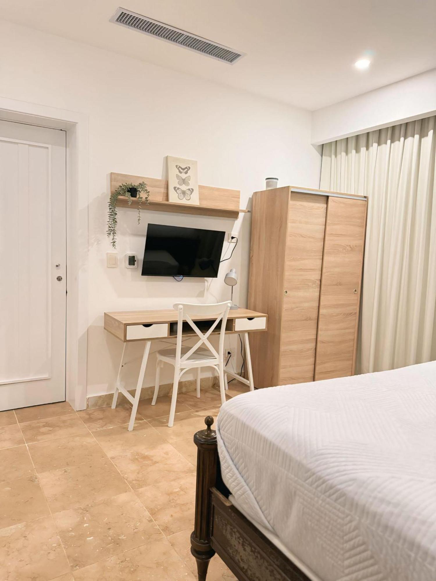 With Pool And Ocean View In Punta Palmera Apartment