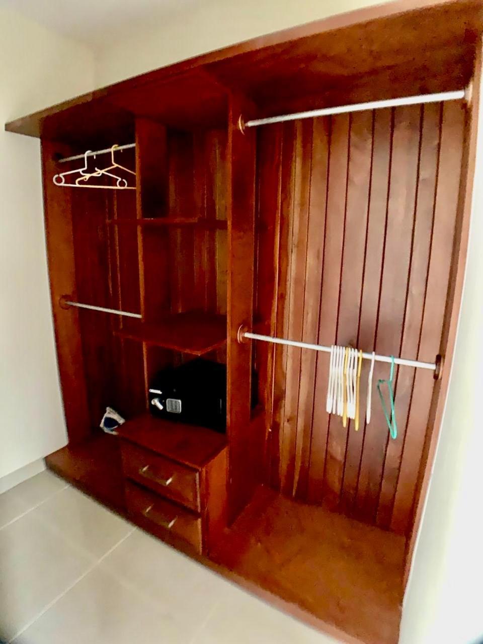 Radiant Realm Free Parking Bbq Corales Apartment