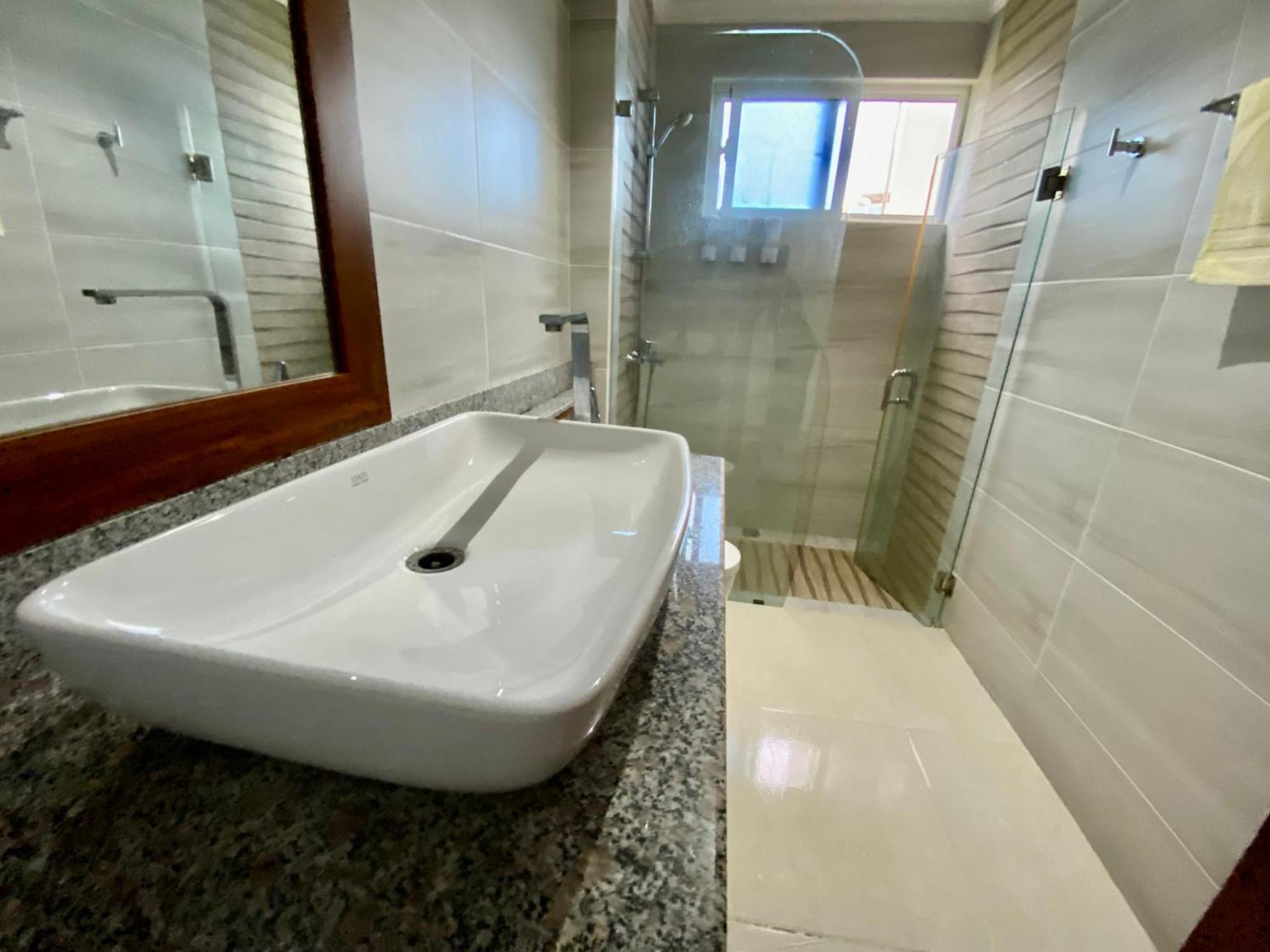 Radiant Realm Free Parking Bbq Corales Apartment *