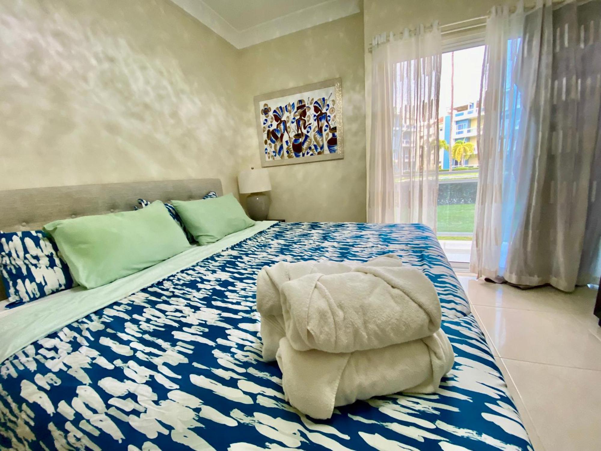 Apartment Radiant Realm Free Parking Bbq Corales