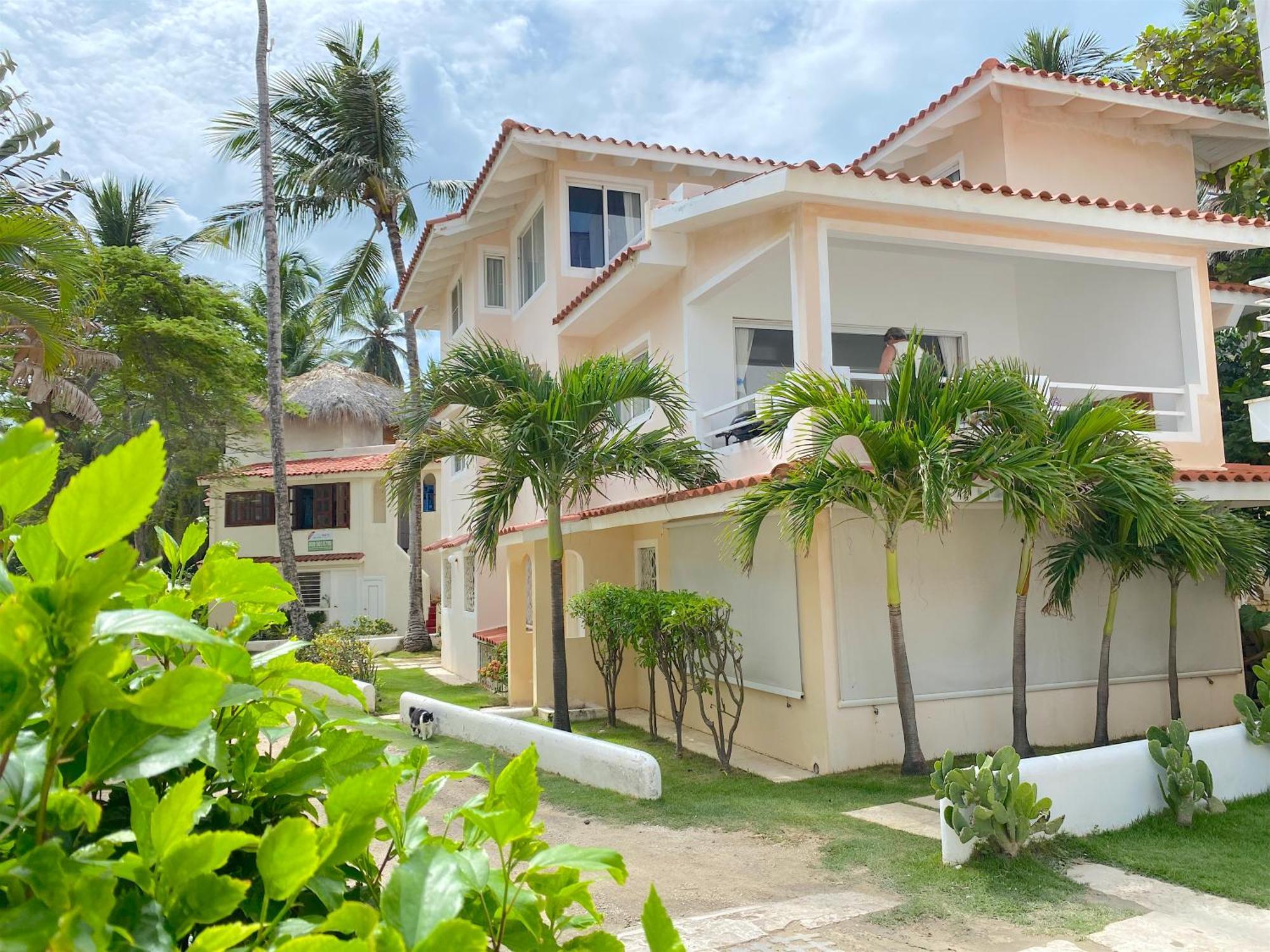 Los Corales And - Beach Club, Spa, Restaurants Hotel