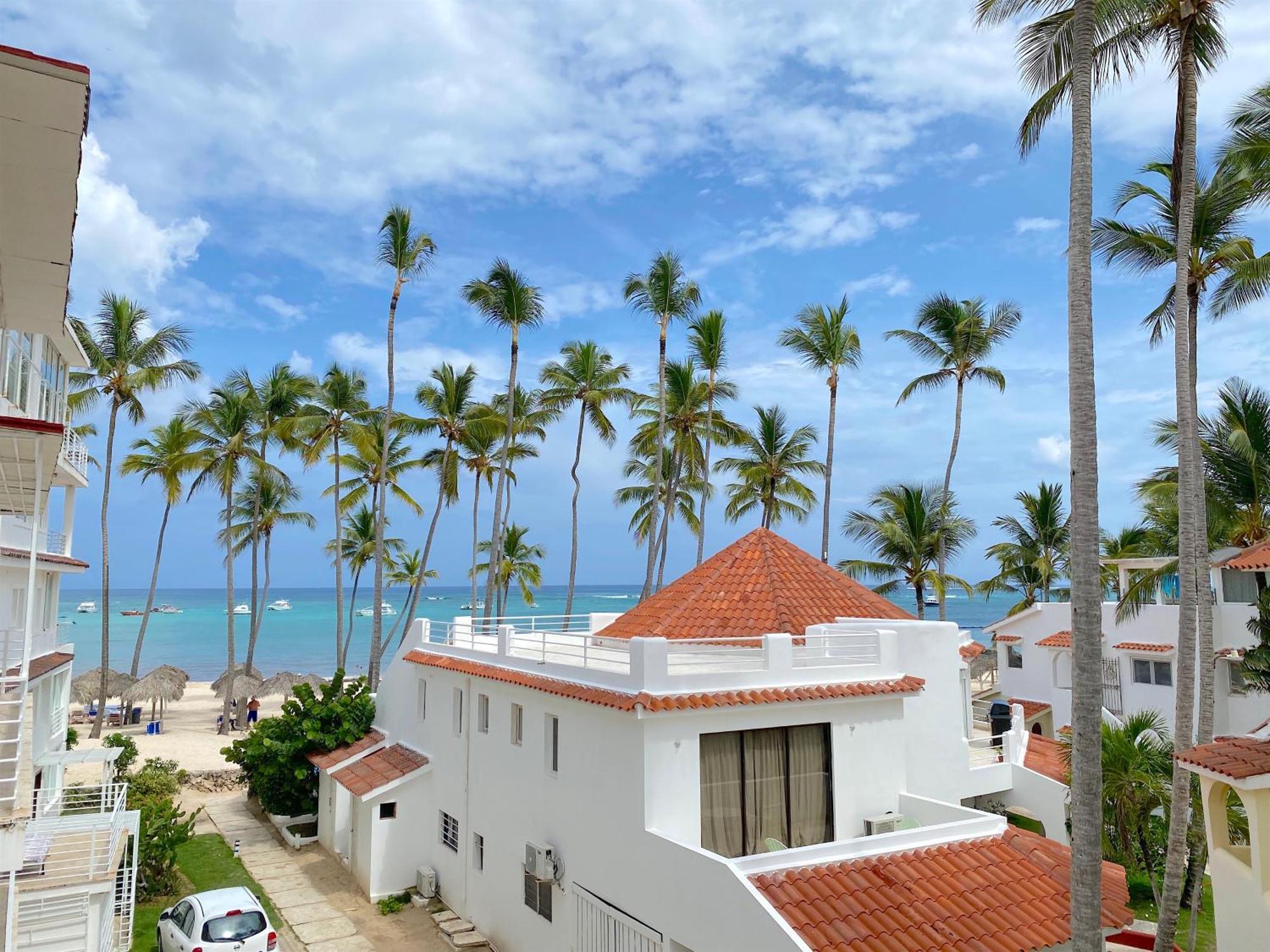 Los Corales And - Beach Club, Spa, Restaurants Hotel Punta Cana