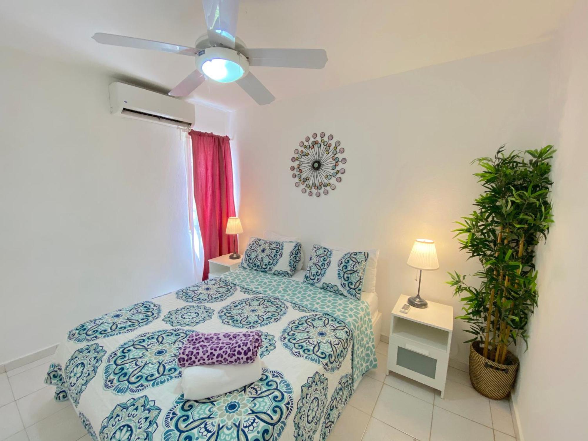 Los Corales And - Beach Club, Spa, Restaurants Hotel