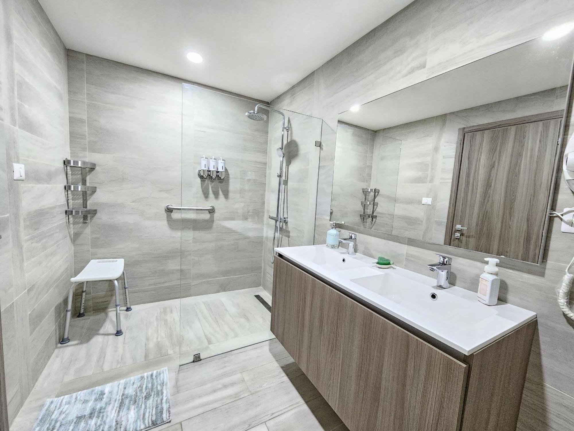 Melody 2bdr With Pool View In Coral Bay #2 Apartment
