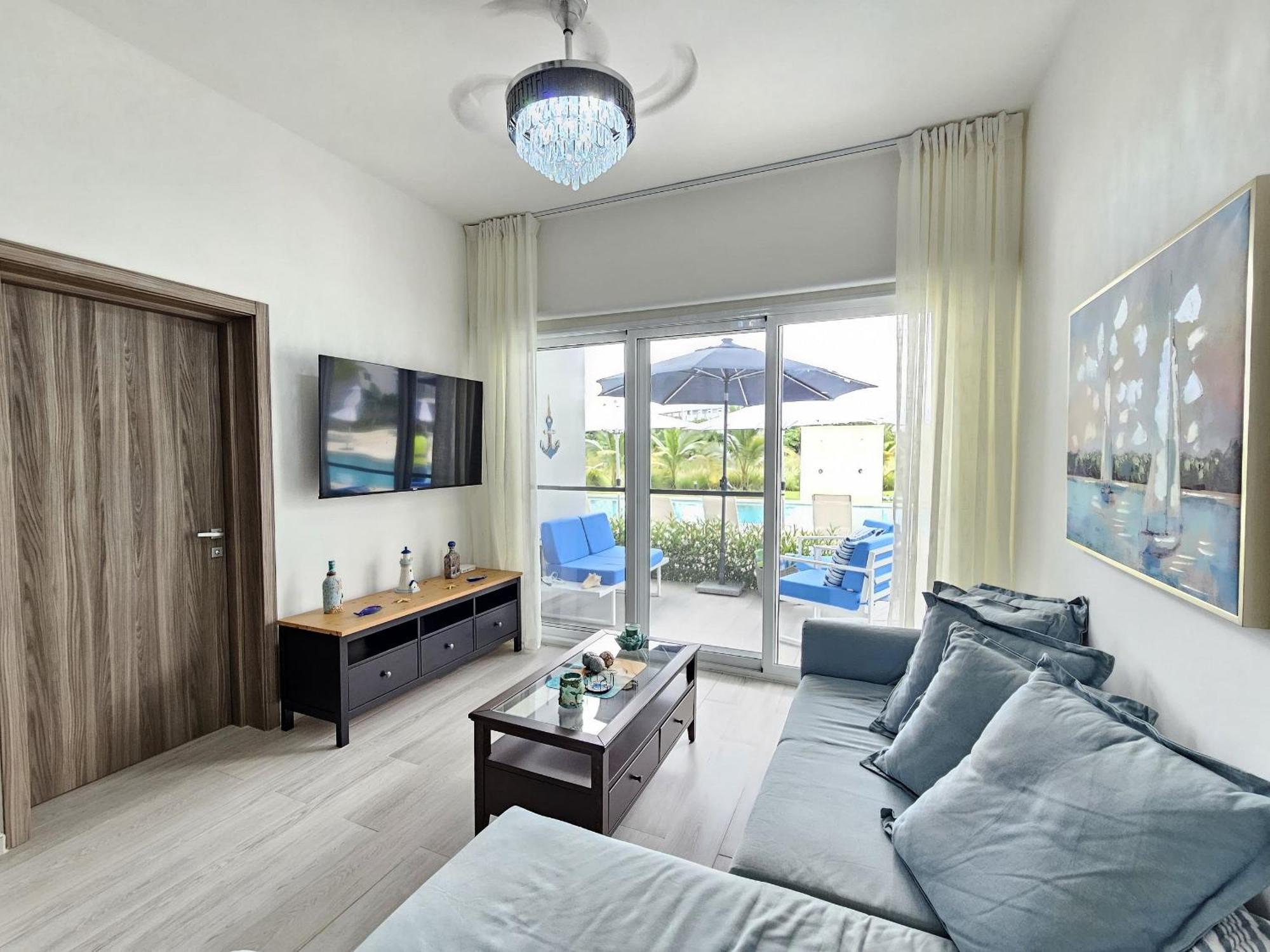 Melody 2bdr With Pool View In Coral Bay #2 Apartment *