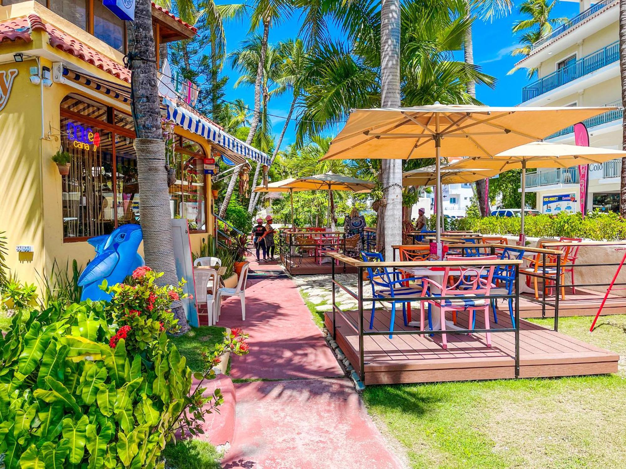 Hotel Vacation Ducassi Beach Club & Spa
