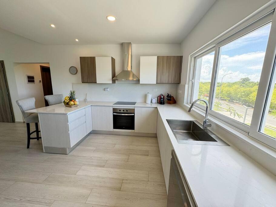 Apartment Peaceful Haven Overlooking The Golf Course