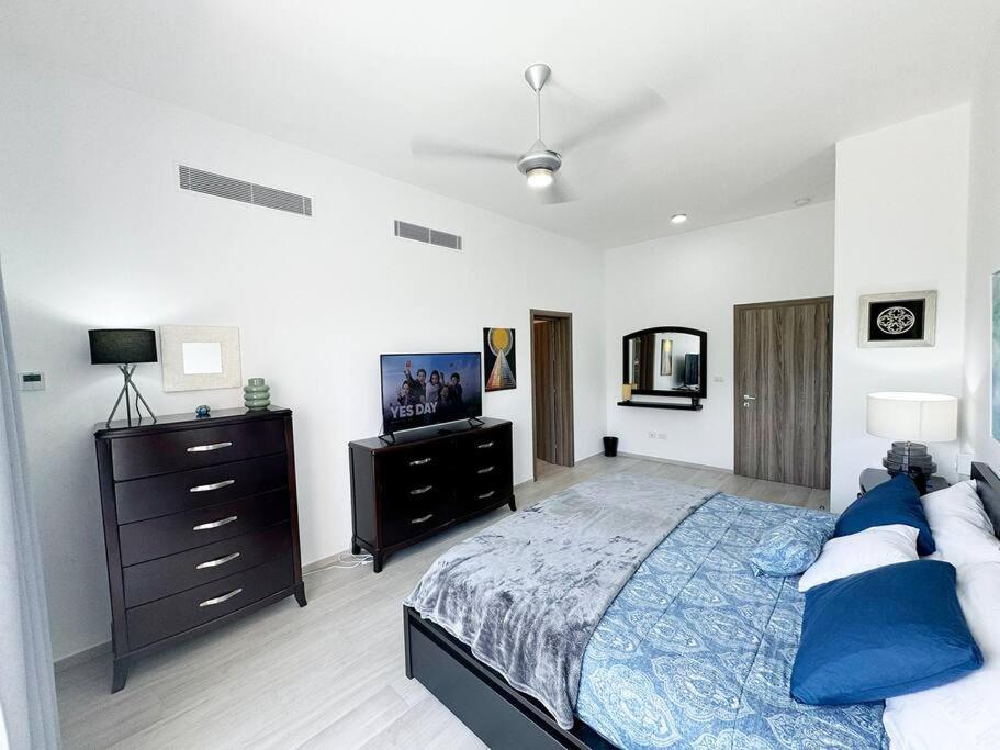 Peaceful Haven Overlooking The Golf Course Apartment *